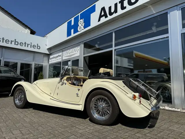 Morgan Plus 4