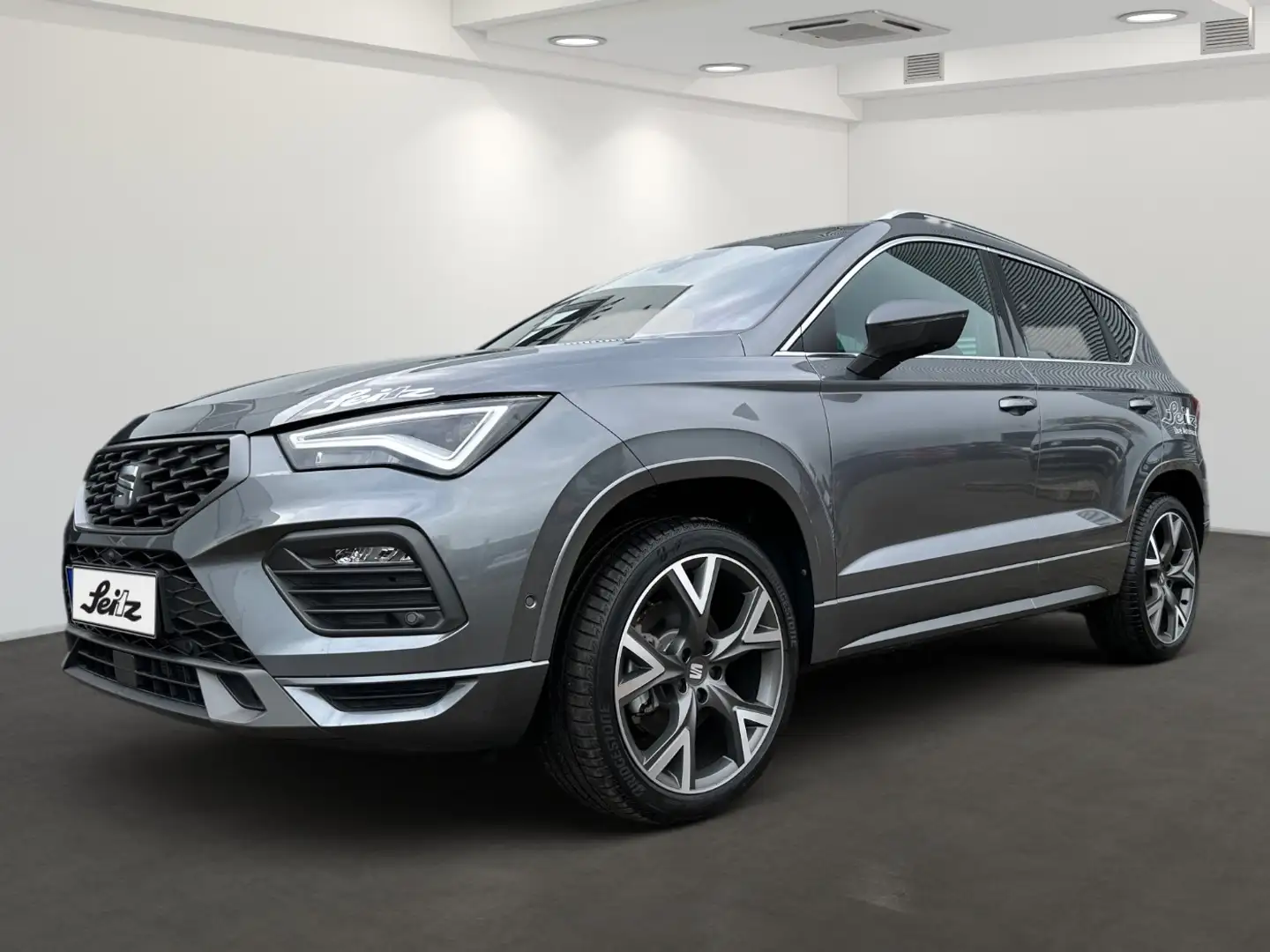 SEAT Ateca 2.0 TDI 4Drive FR *AHK*LED*KAMERA*NAVI* Grau - 2