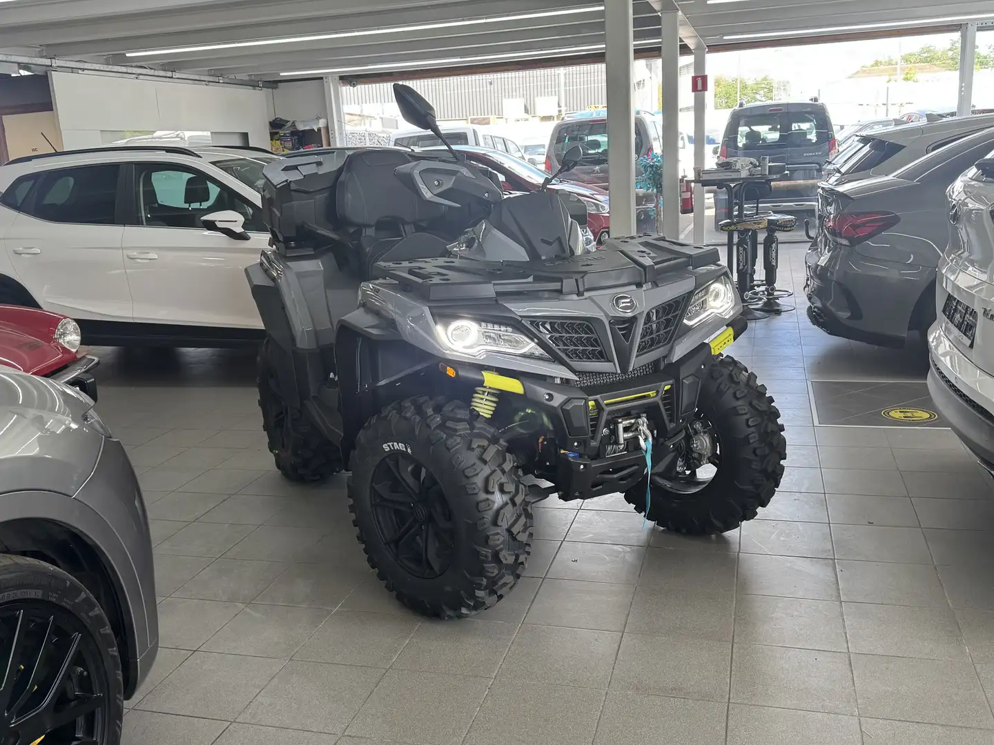 CFMOTO CForce 1000 1'ier PROPRIETAIRE // PHARE LED // 1300 KILOMETRES siva - 1