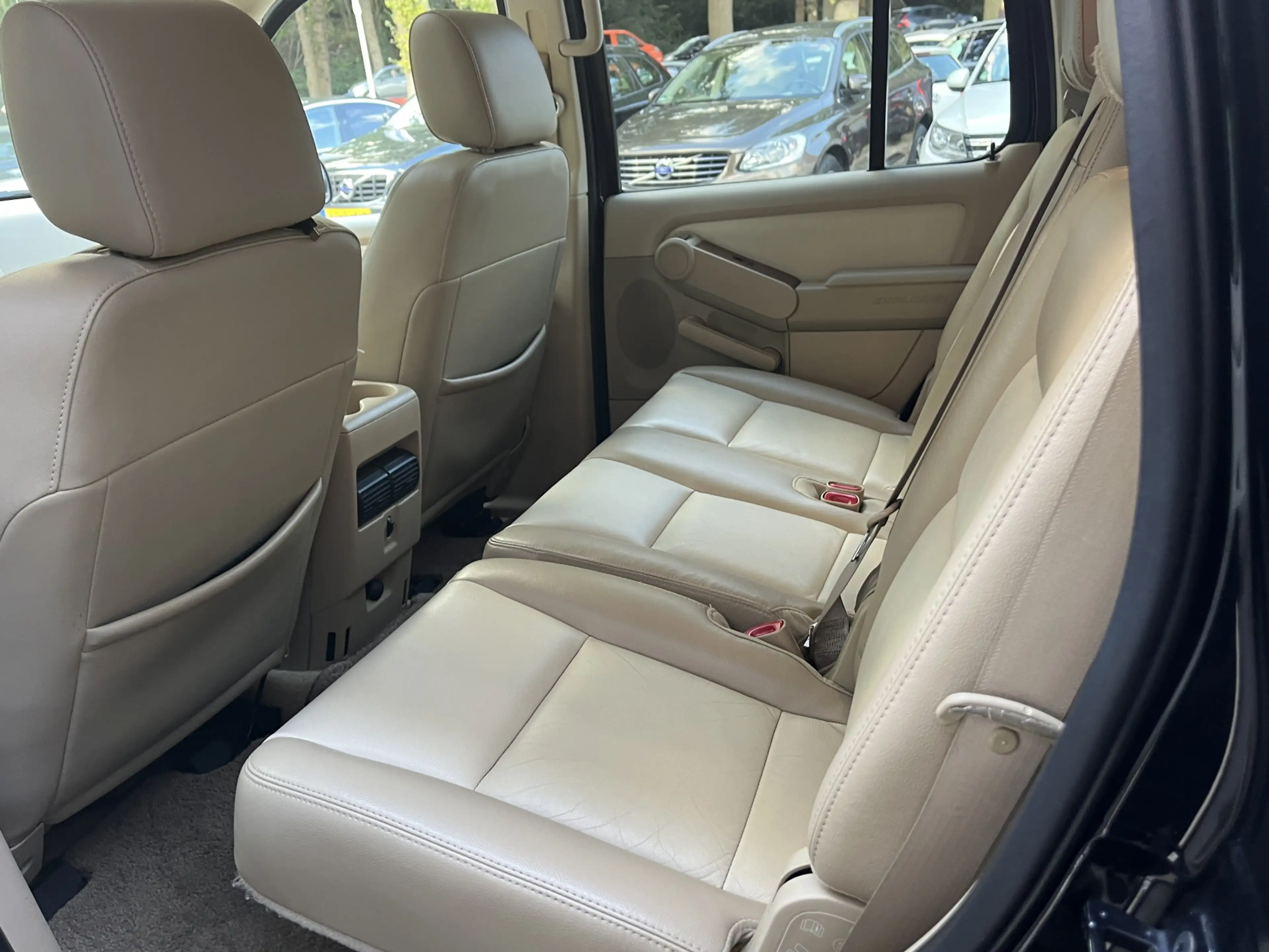 Ford Explorer 4.6 V8 7P/Aut/Ecc/Leer/Navi/Youngtimer — photo 6