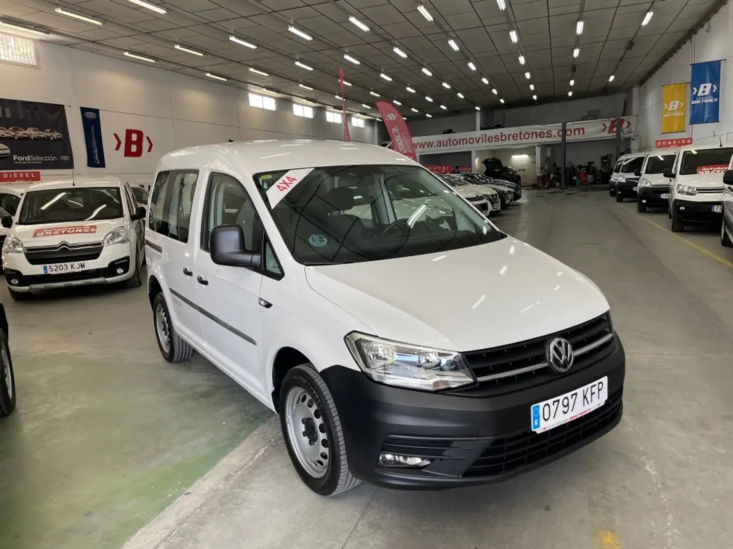 Volkswagen Caddy 2.0TDI Trendline 4M 90kW Blanco - 1