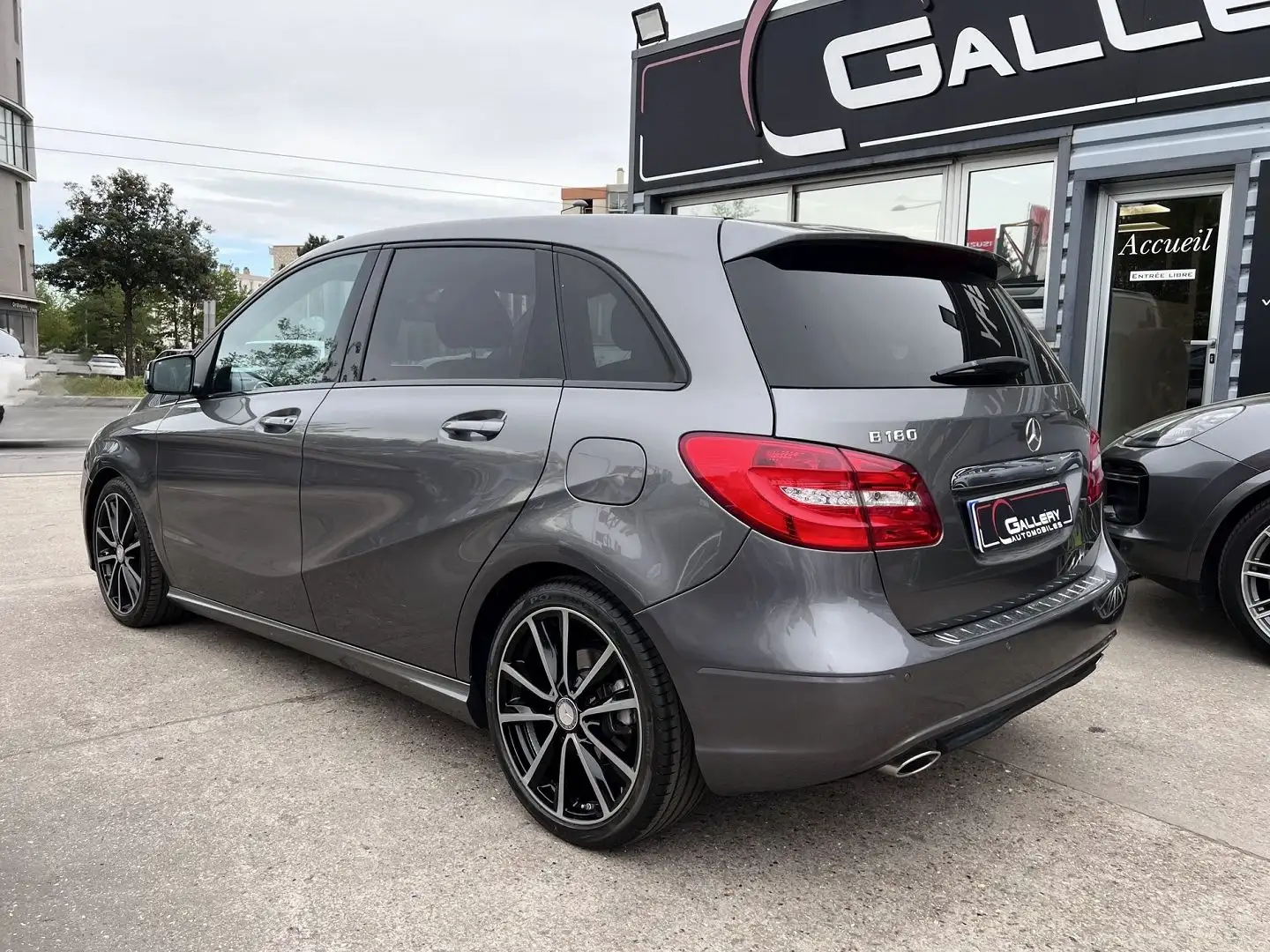Mercedes-Benz B 180 180 CDI FASCINATION 7G-DCT - 2
