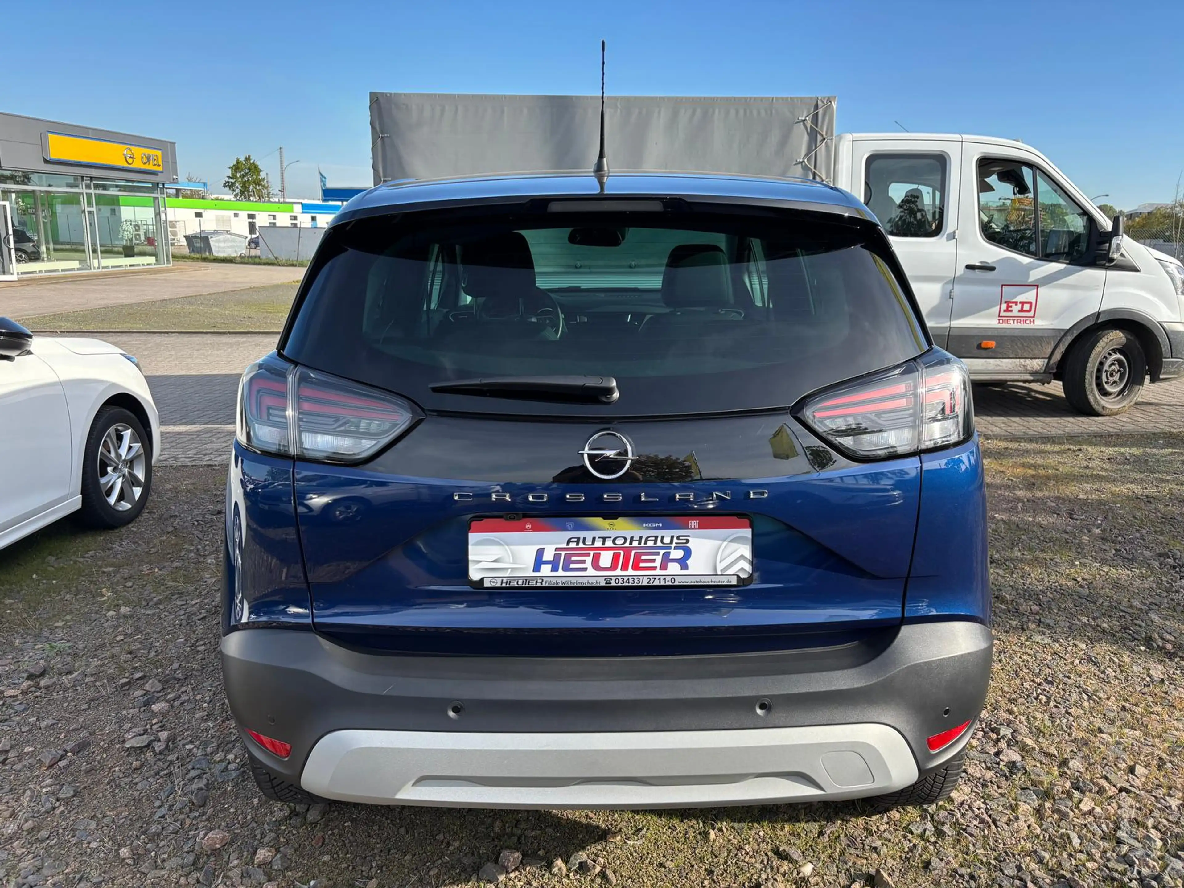 Opel Crossland Elegance Metallic — photo 4