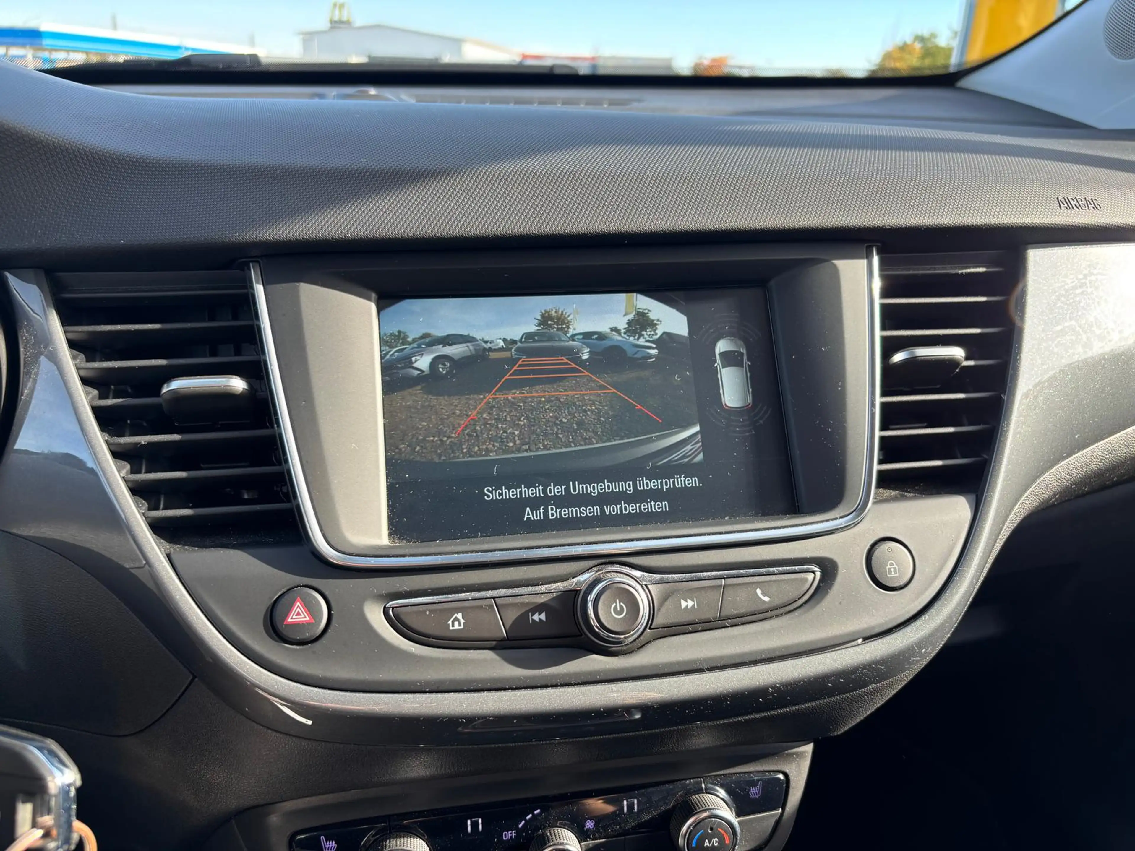 Opel Crossland Elegance Metallic — photo 15