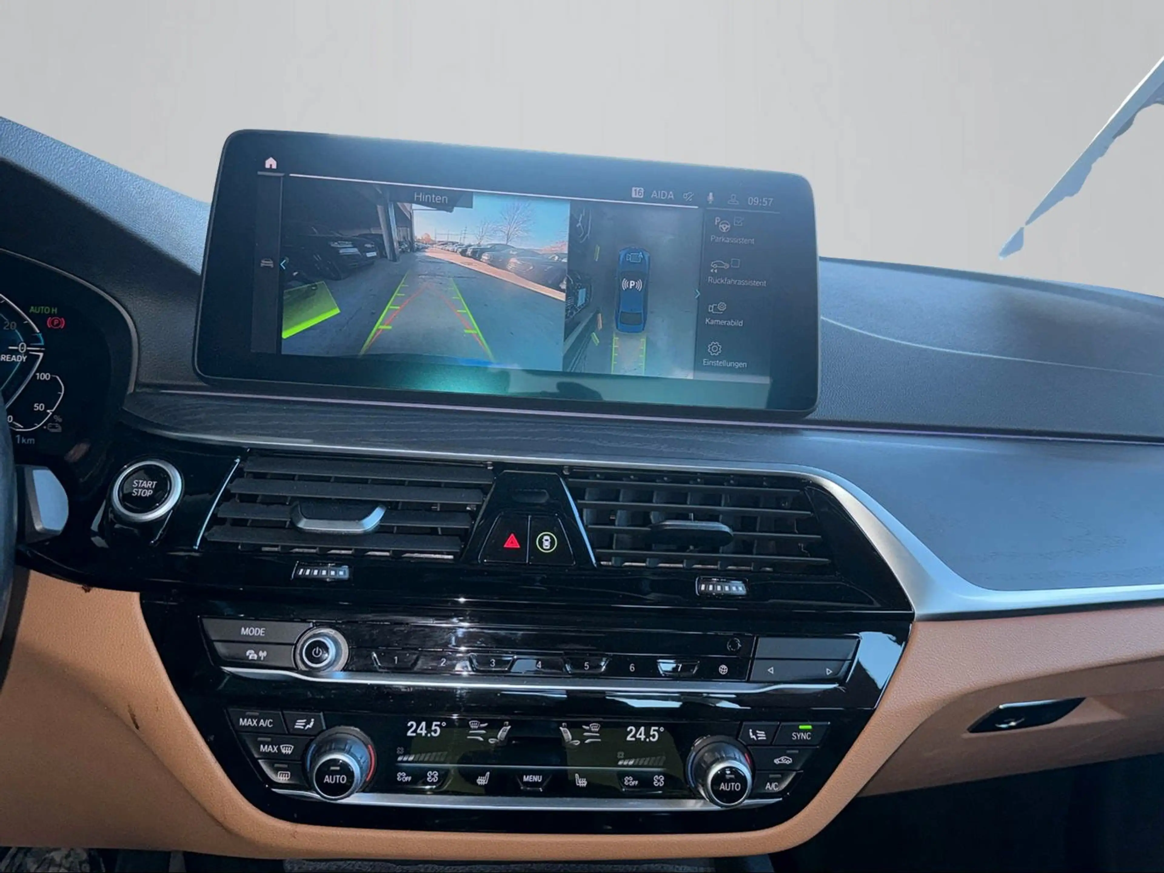 BMW 545 xDrive | M Sport | AHK | 360° | Leder | AHK — photo 10