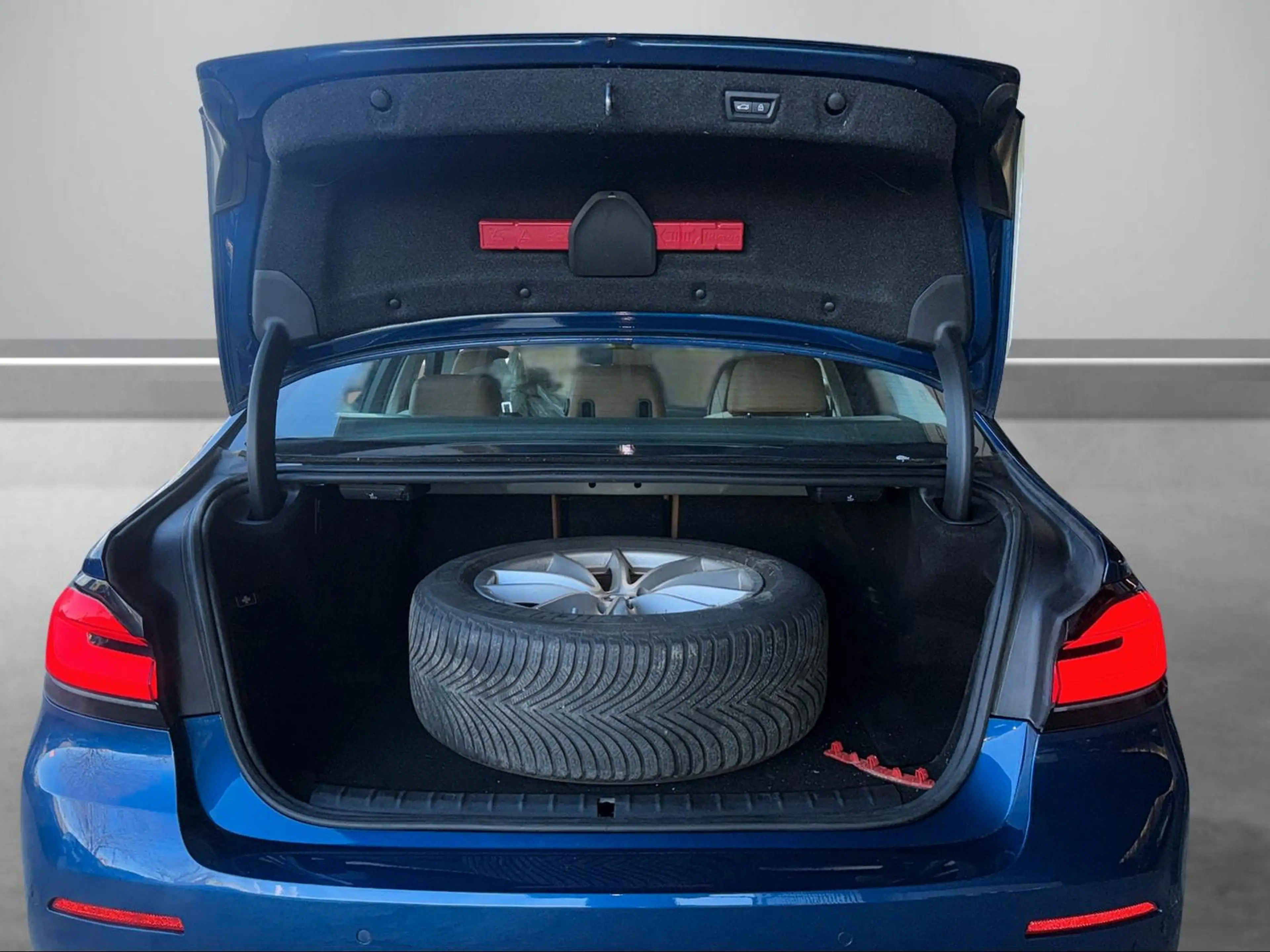 BMW 545 xDrive | M Sport | AHK | 360° | Leder | AHK — photo 5