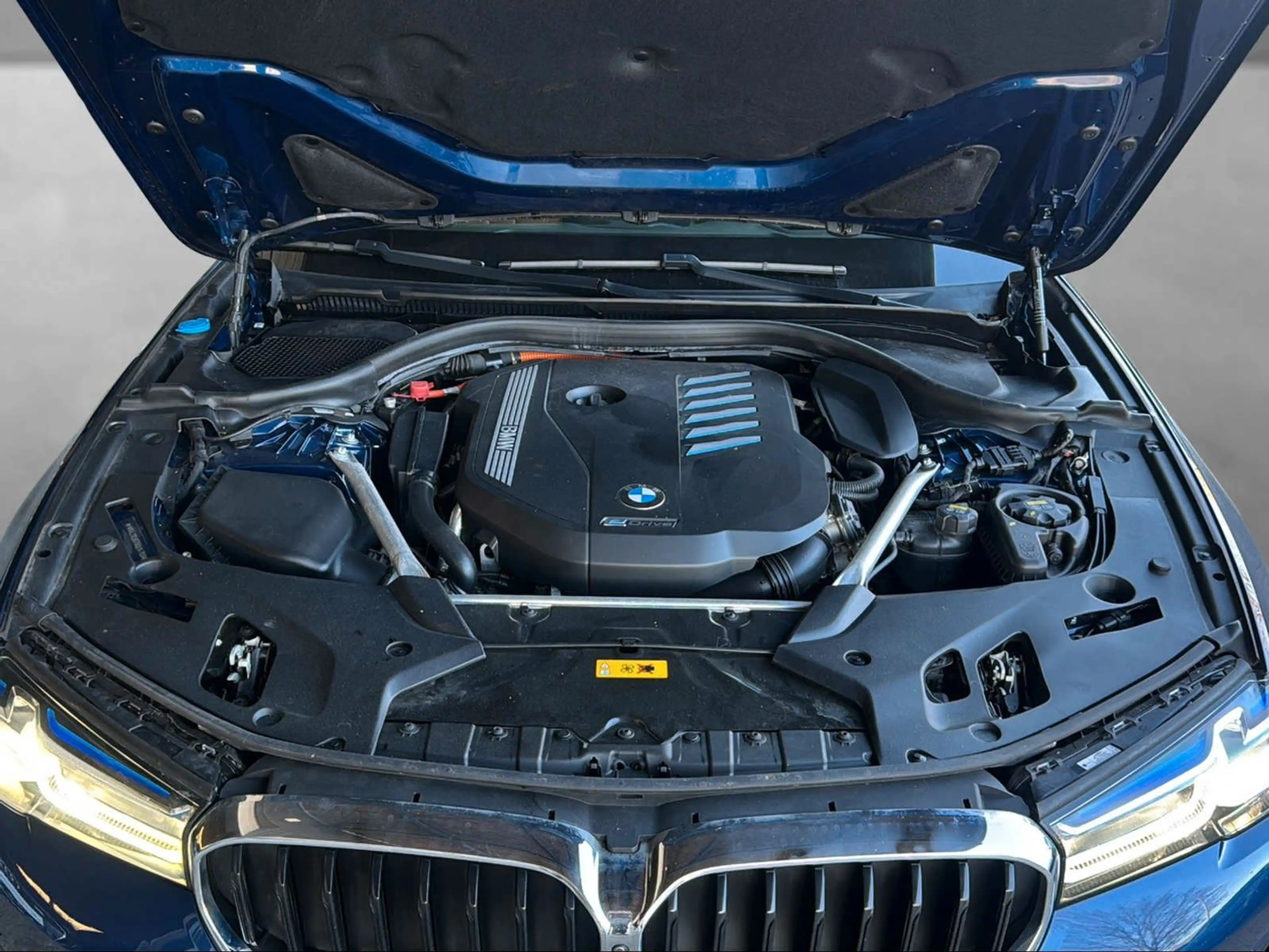 BMW 545 xDrive | M Sport | AHK | 360° | Leder | AHK — photo 12