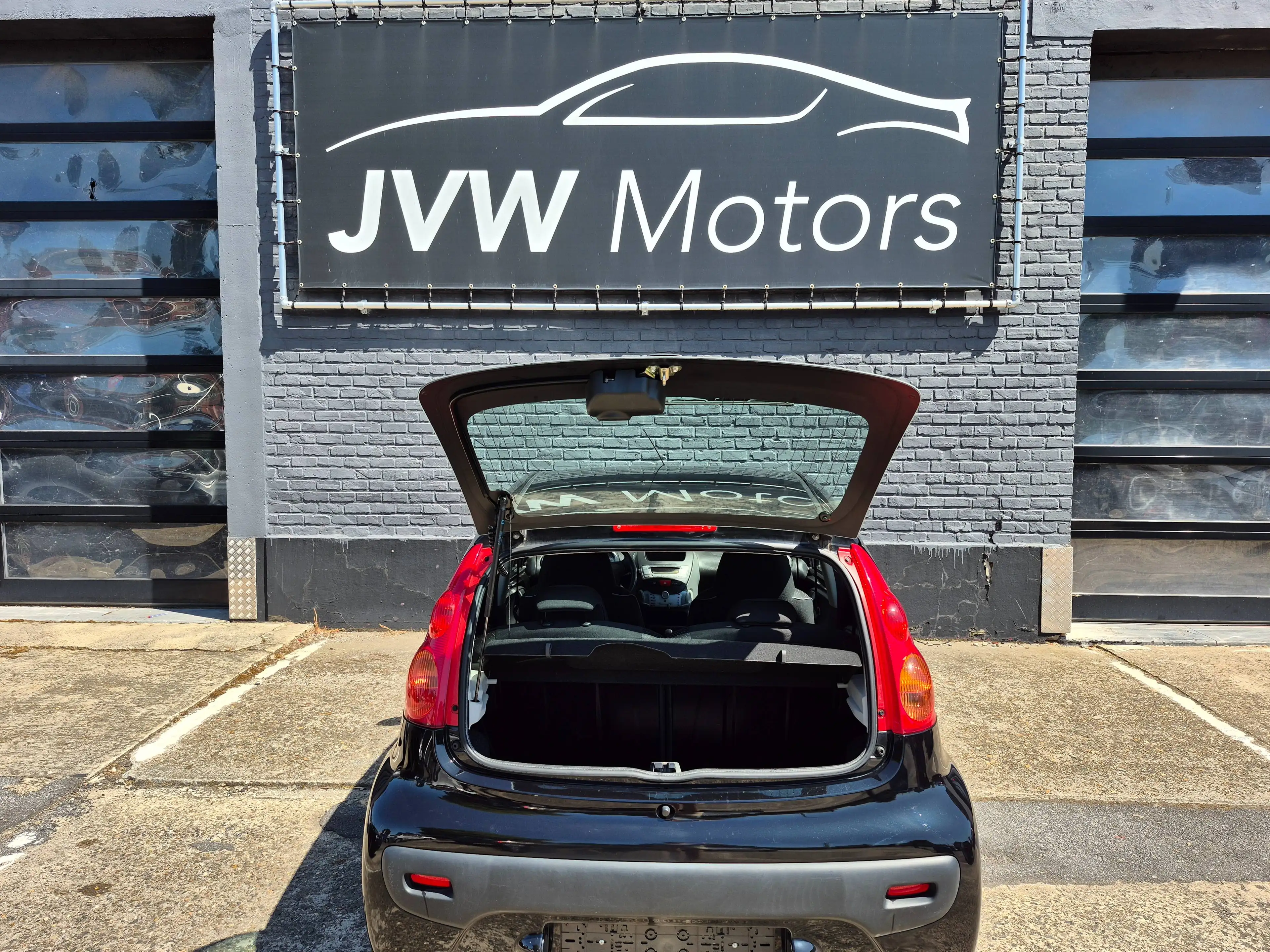 Peugeot 107 107 1.0i — photo 4