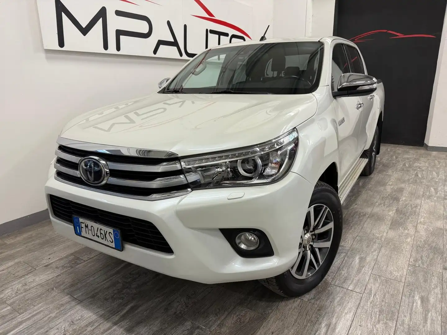 Toyota Hilux Hilux 2.4 d-4d double cab Lounge 4wd Weiß - 2