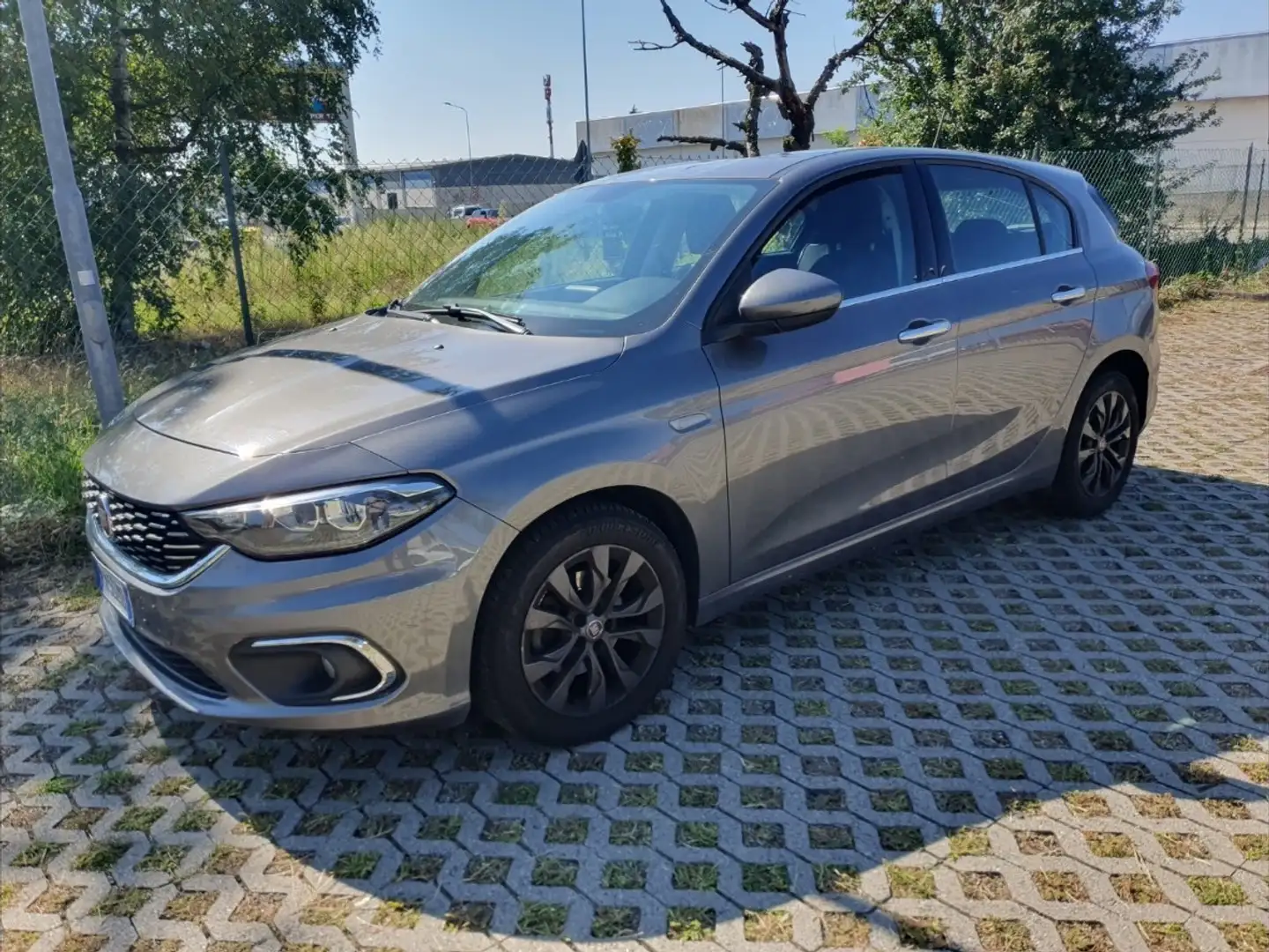 Fiat Tipo 5p 1.6 mjt Lounge s&s 120cv dct Grey - 1