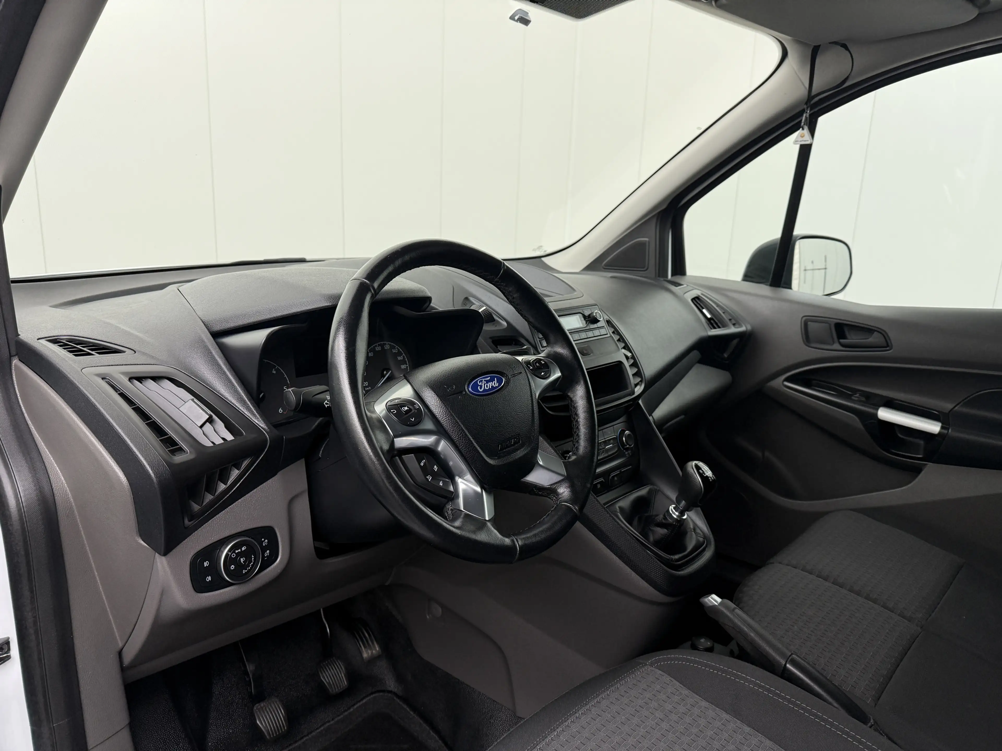 Ford Transit Connect 1.5TDCi 120PK Lang 3-Zits Business | Imperiaal | A — photo 3