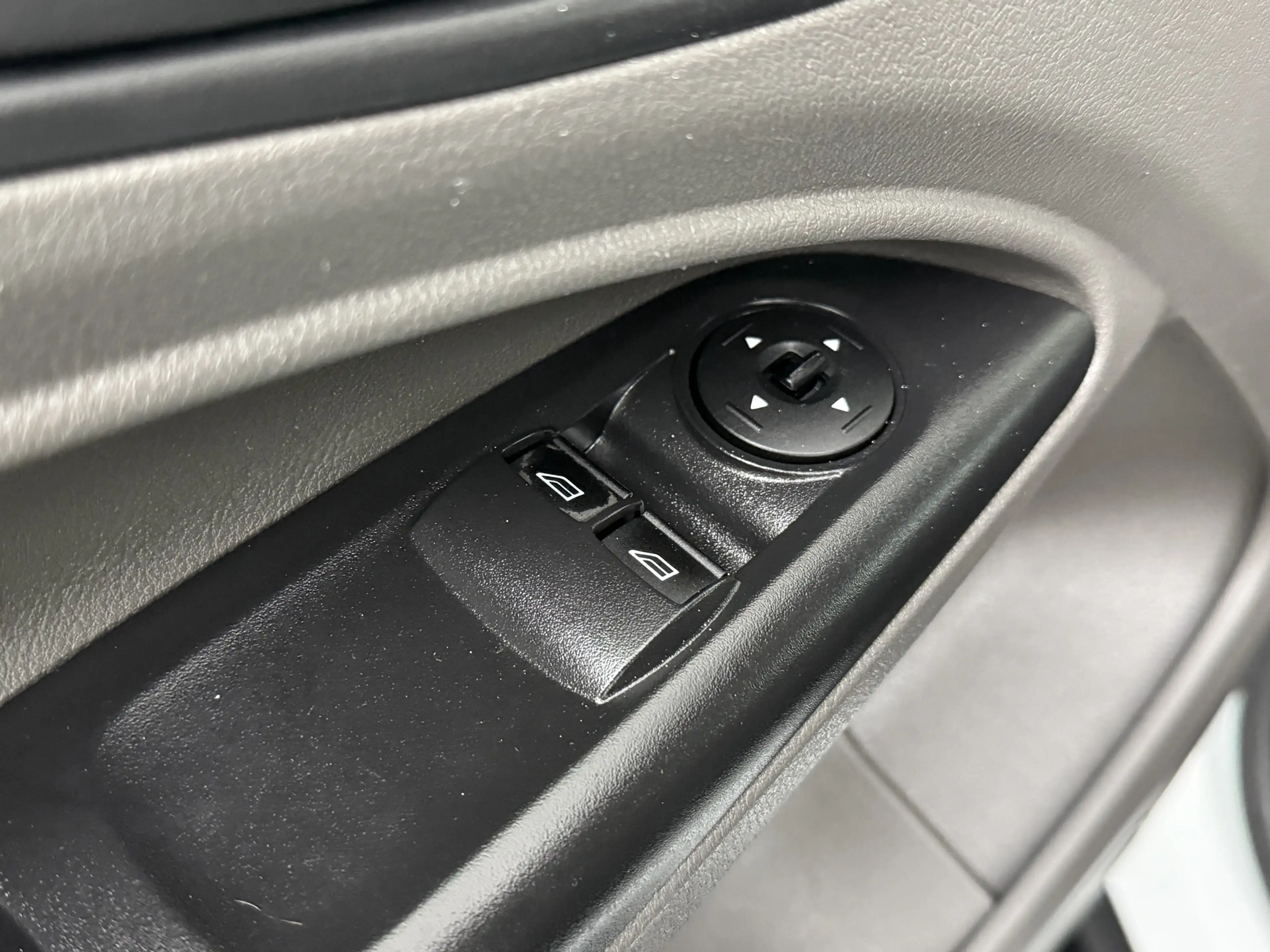 Ford Transit Connect 1.5TDCi 120PK Lang 3-Zits Business | Imperiaal | A — photo 8