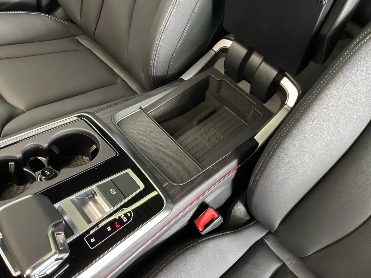 Audi Q7 снимка Audi Q7