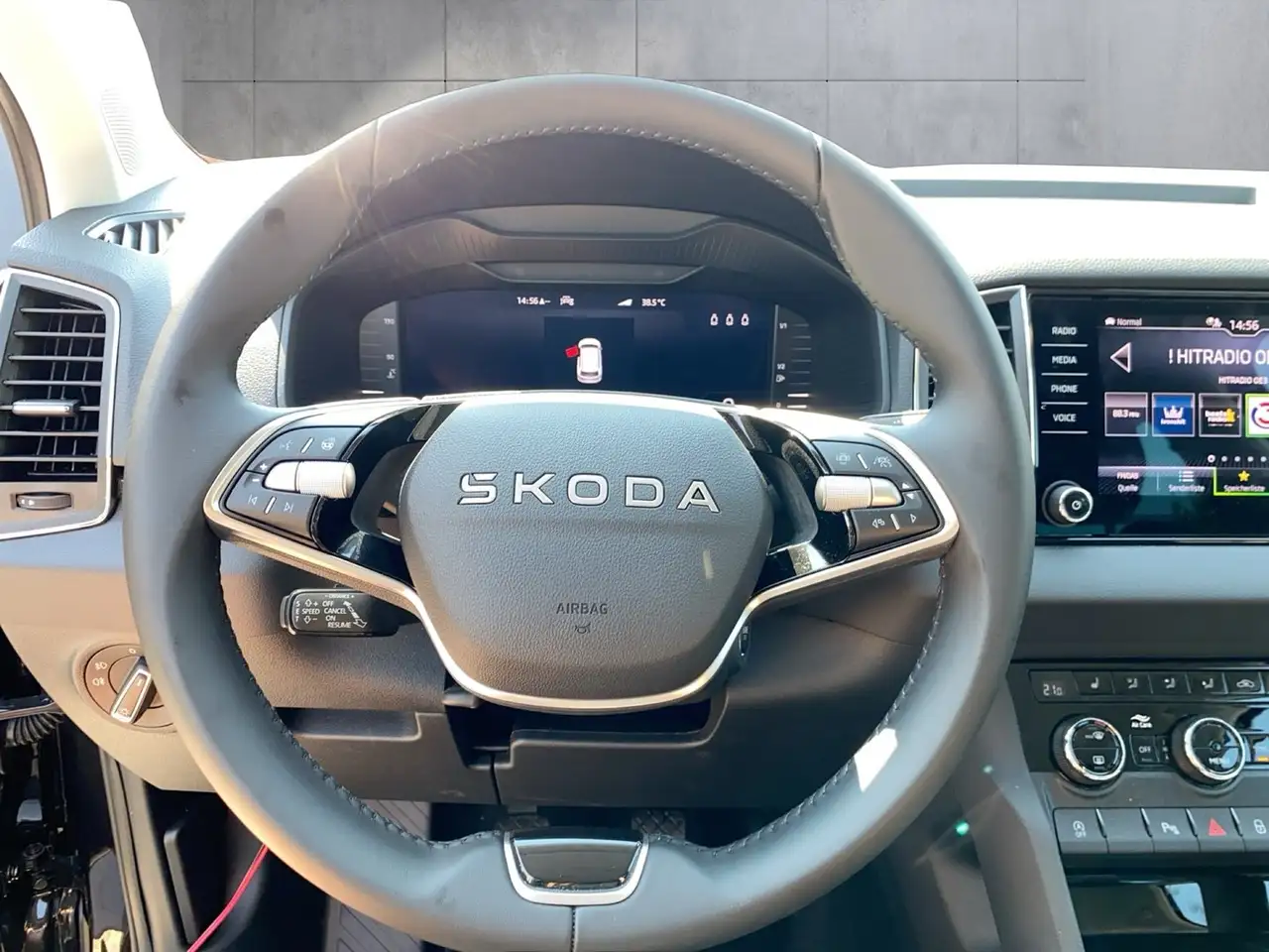 Skoda Karoq 2026 — фото 11