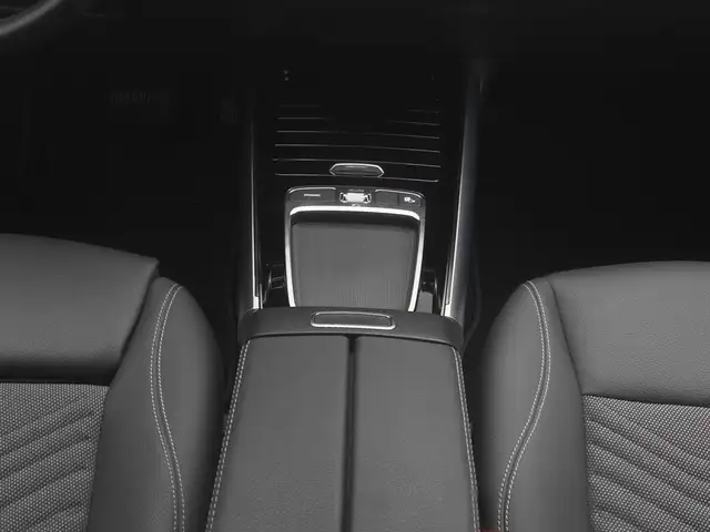 Mercedes-Benz B-Class view 21