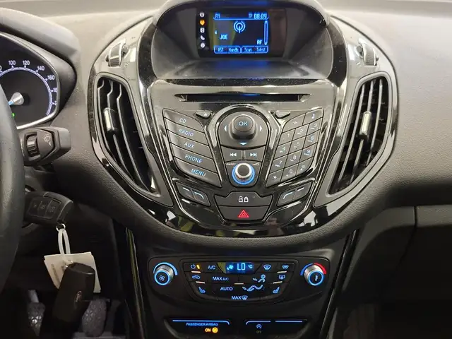 Ford B-Max view 13