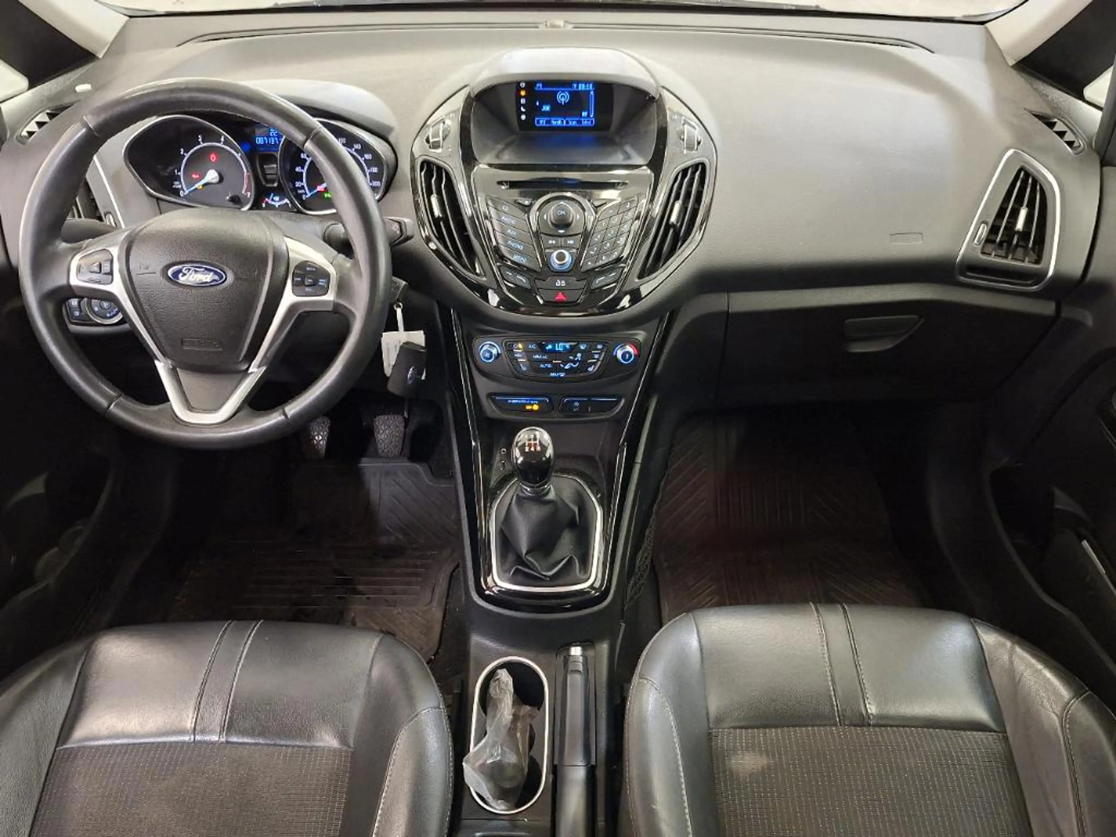 Ford B-Max 1.0 EcoBoost Titanium — photo 6