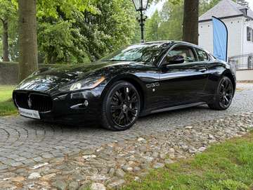 V8 4.7 GT-S | 1ste Eig. | Buttons | MC-shift | NL