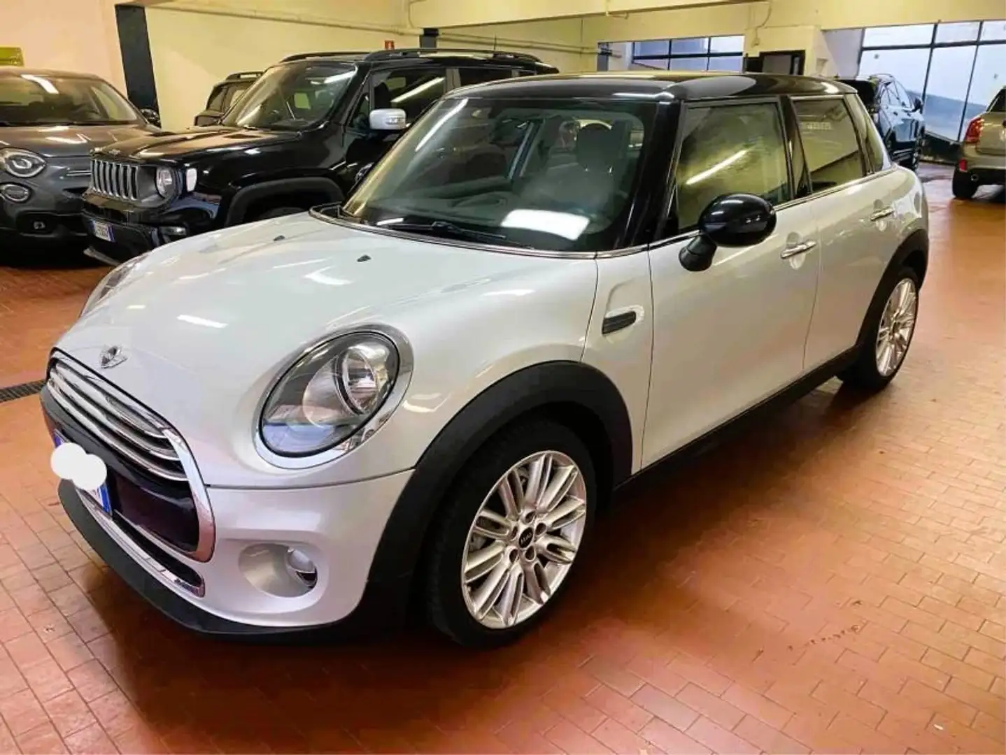 MINI Cooper D Mini 1.5 Cooper D 5p automatica EURO 6PREZZO REALE Bílá - 2