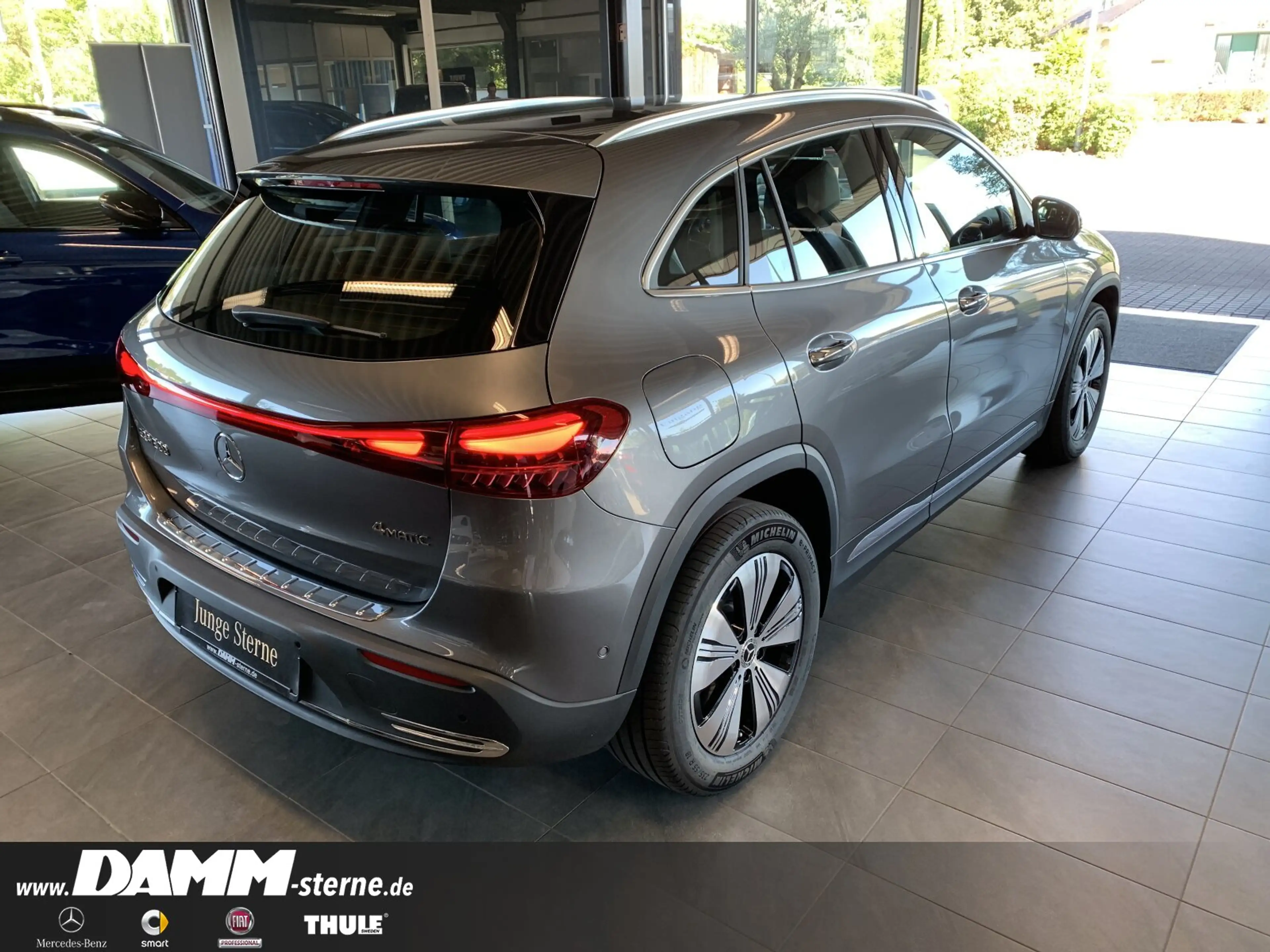 Mercedes-Benz EQA 300 EQA 300 4M Progr. Adv+/FAP/AHK/360°/60M GA +Flex — photo 4