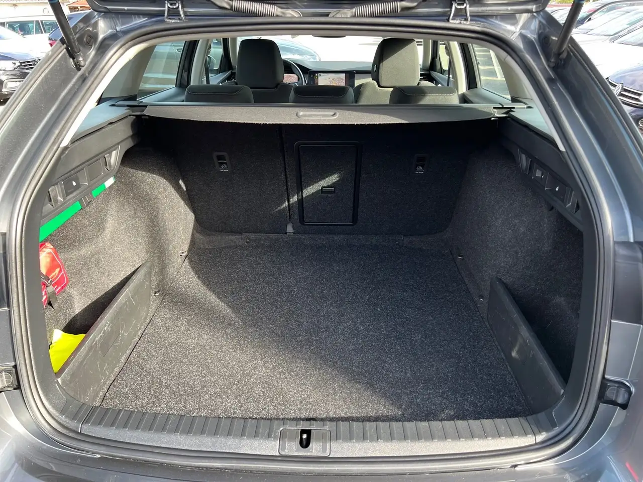 Skoda Octavia Combi Scout 2,0 TDI 4x4 DSG AHK, миниатюра 15