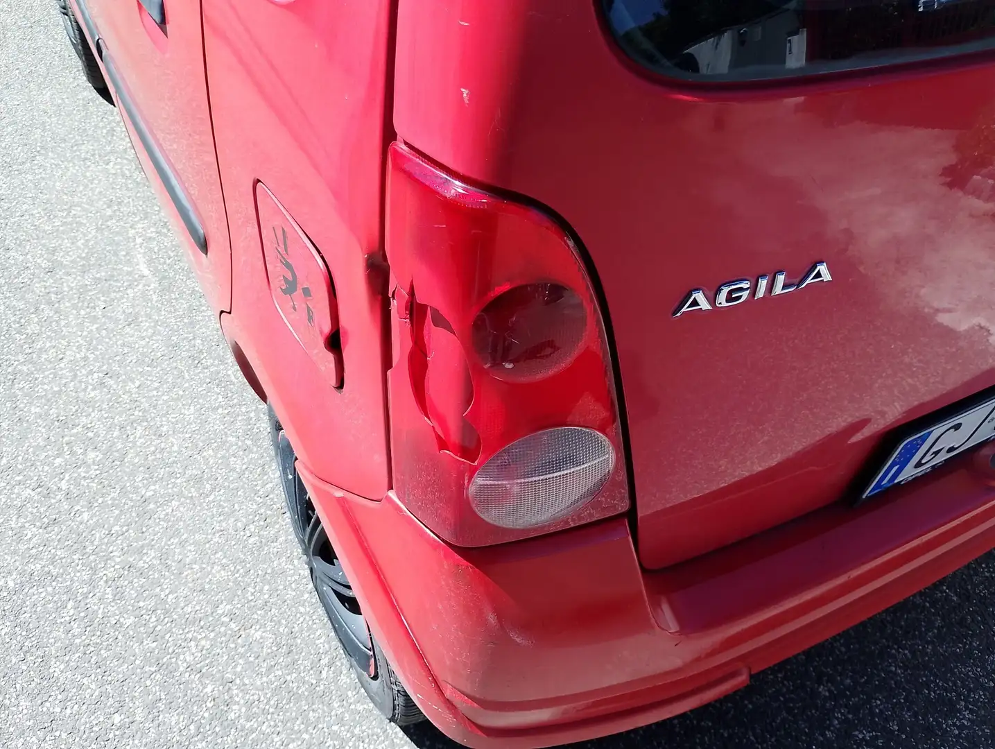 Opel Agila 1.2 16v twinport Rood - 2