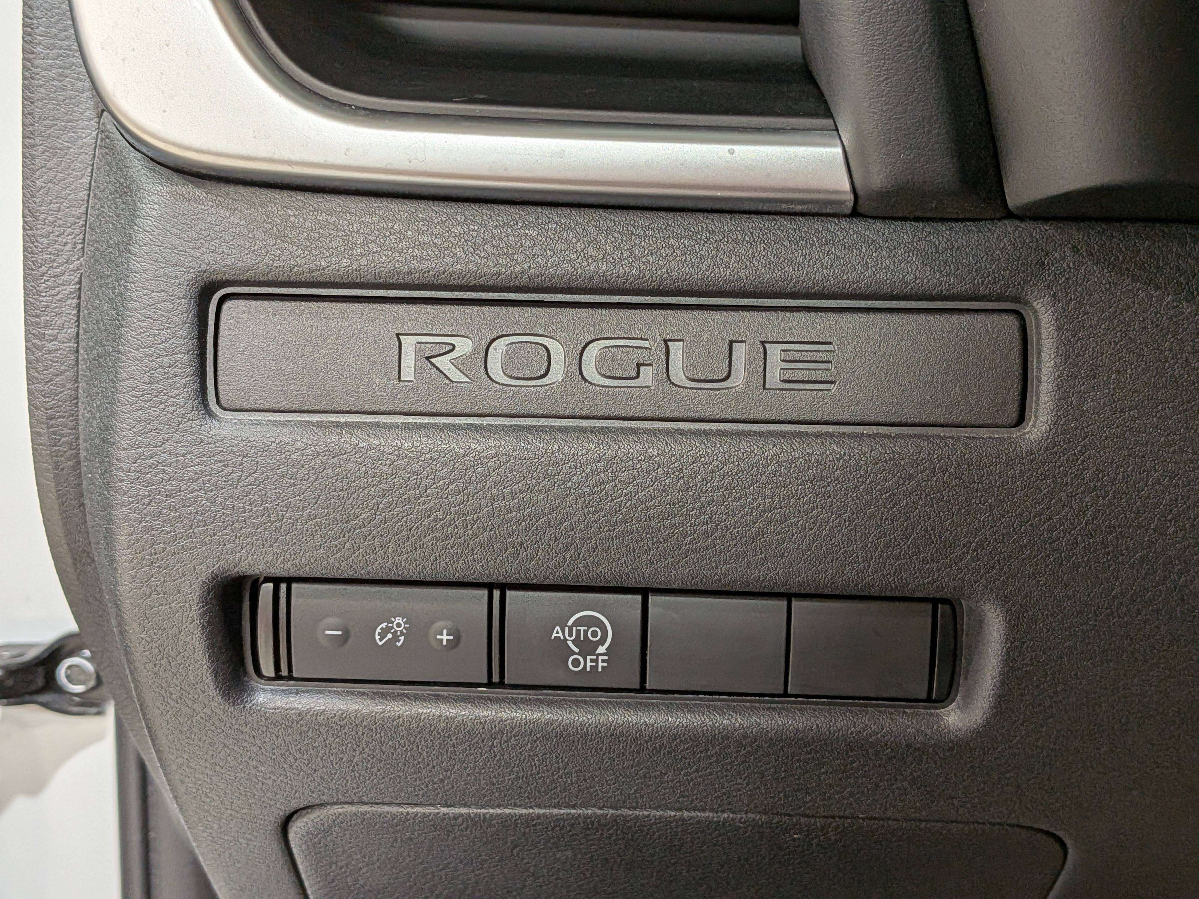 Nissan Rogue 2024
