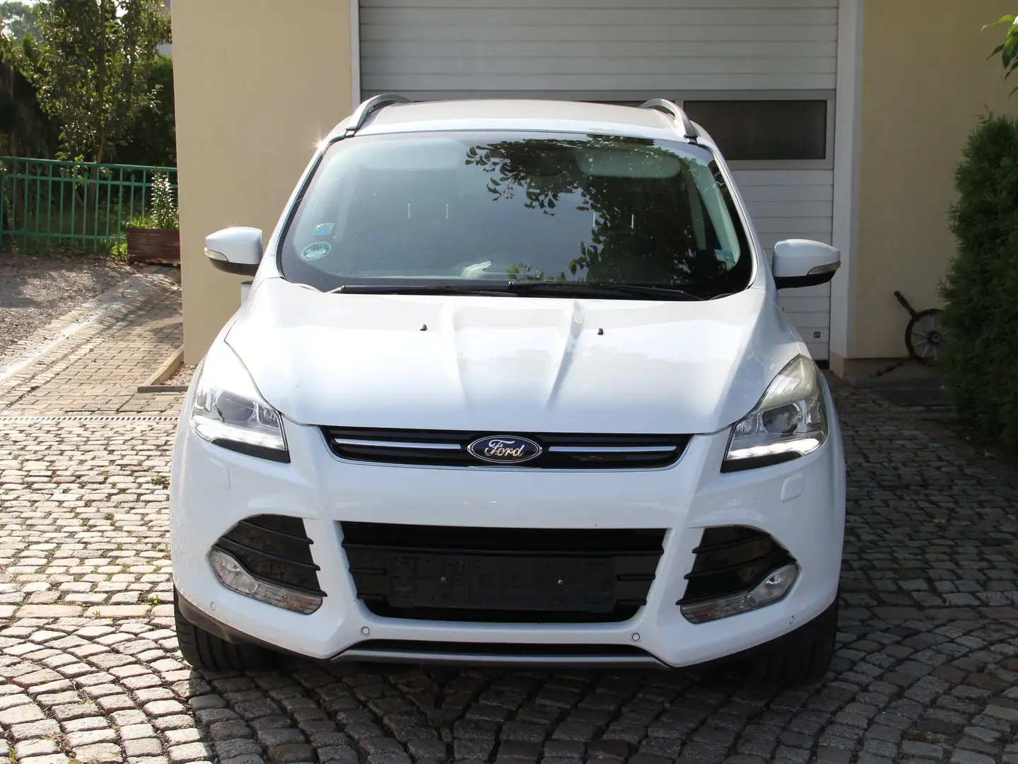 Ford Kuga Titanium Weiß - 2