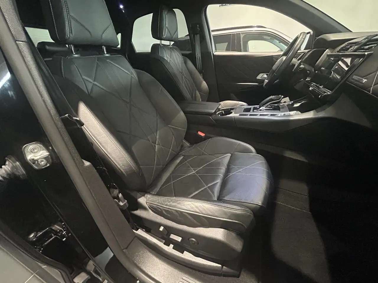 DS Automobiles DS 7 Crossback 2021 — фото 13