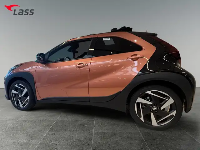 Toyota Aygo view 3