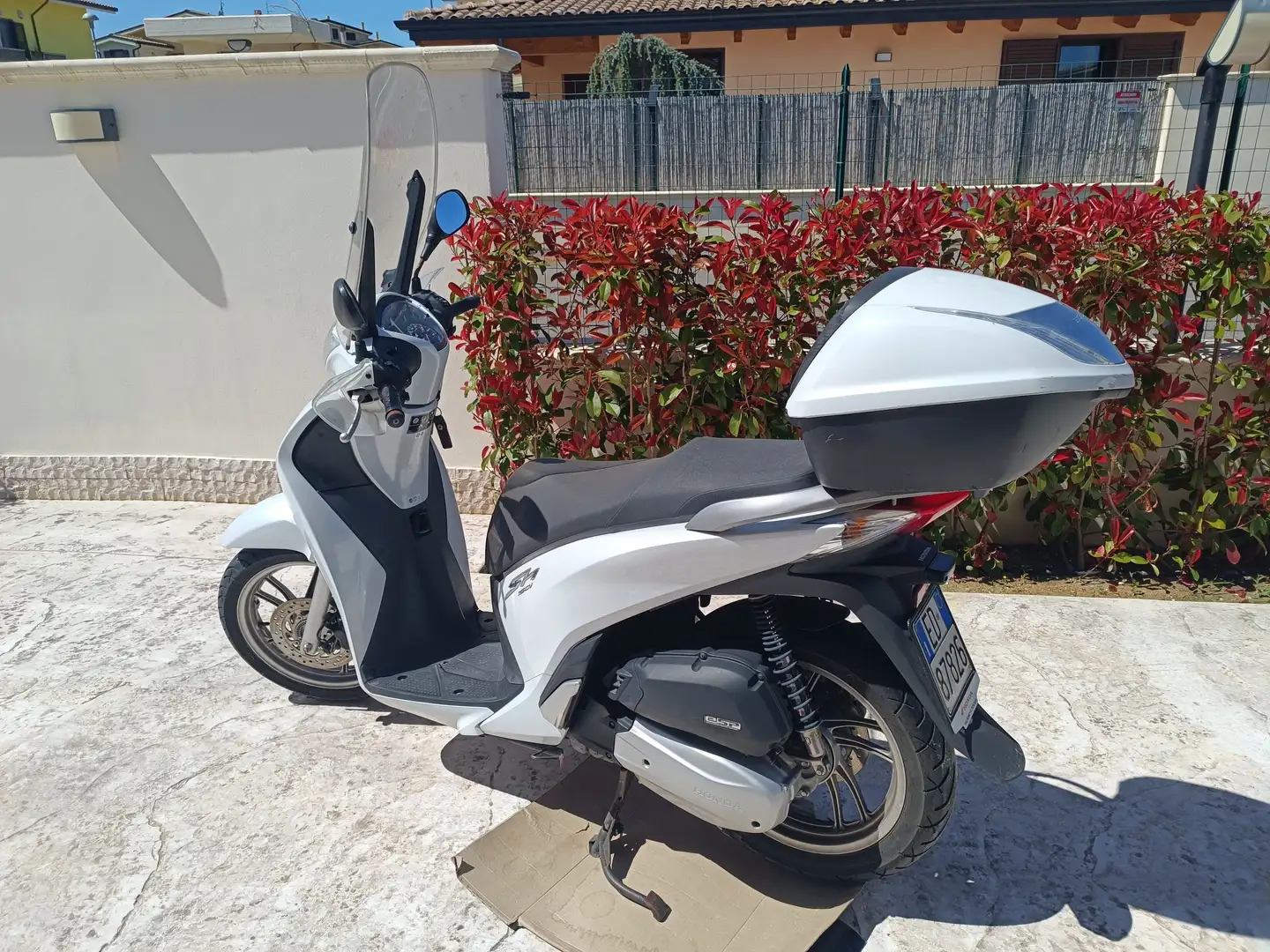 Honda SH 150 Белый - 1
