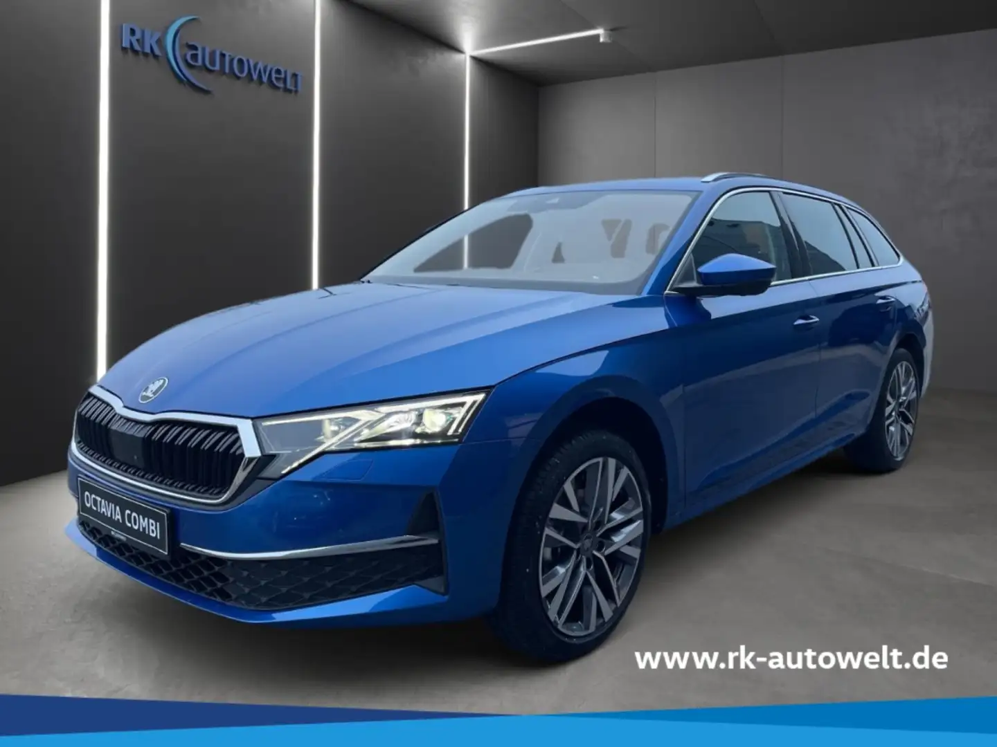 Skoda Octavia Combi TOUR 2.0 TDI DSG Navi,Kamera,Matrix Blau - 1