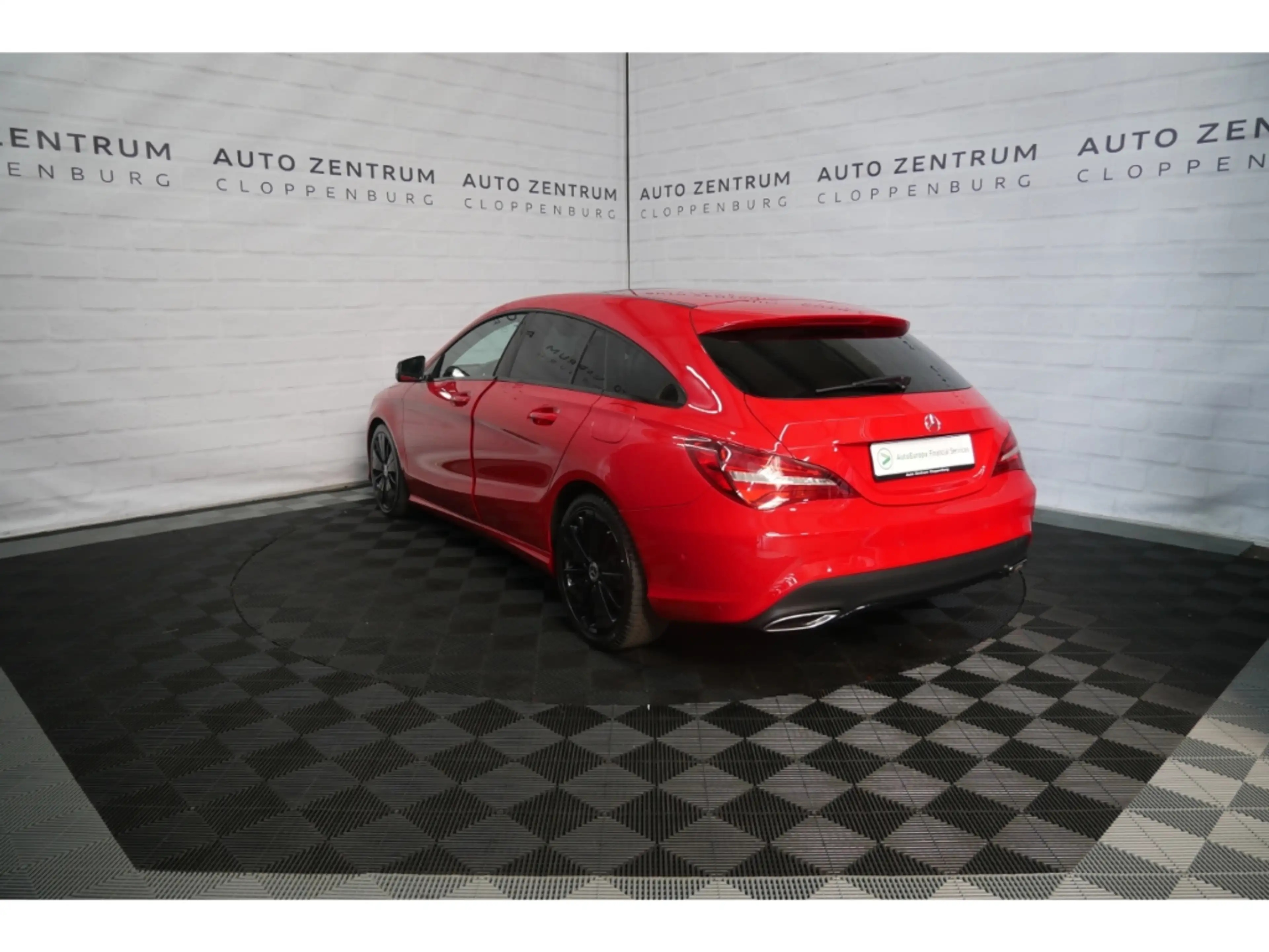 Mercedes-Benz CLA 250 Pano+LED+Navi+Cam+AHK+18'' — photo 3