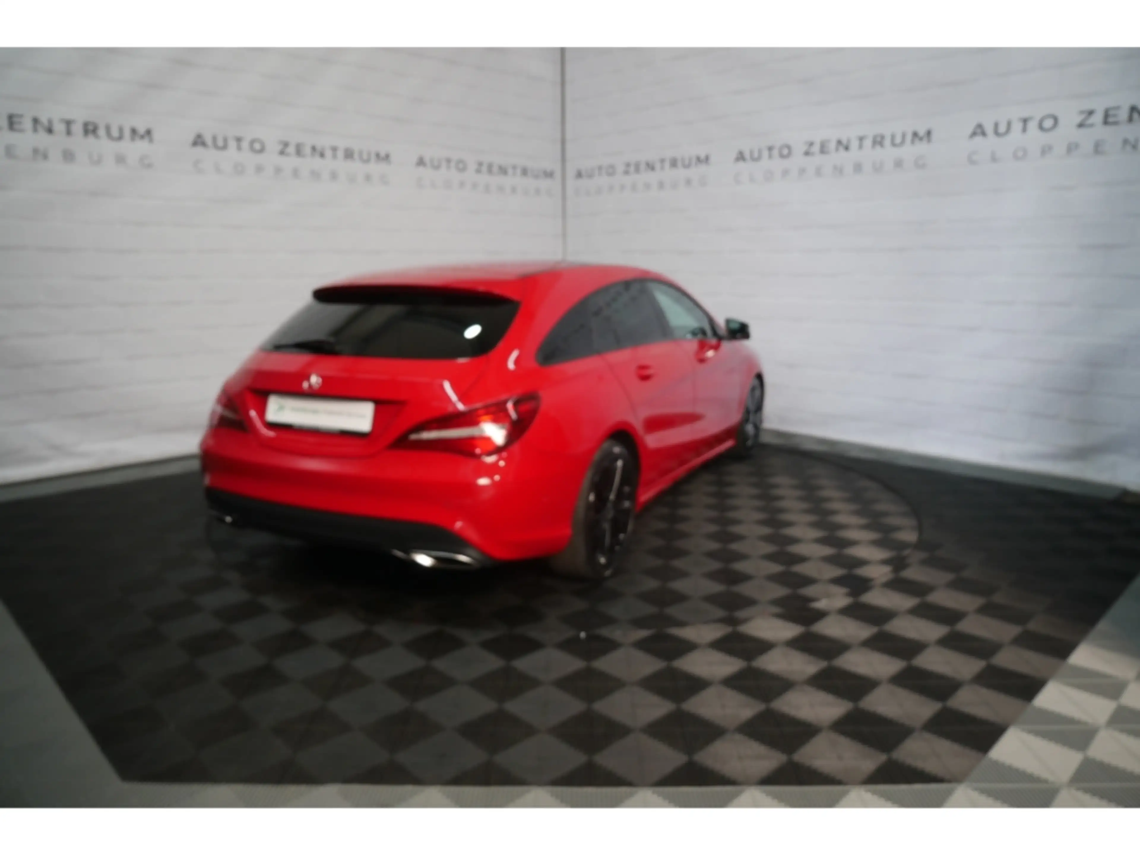 Mercedes-Benz CLA 250 Pano+LED+Navi+Cam+AHK+18'' — photo 5