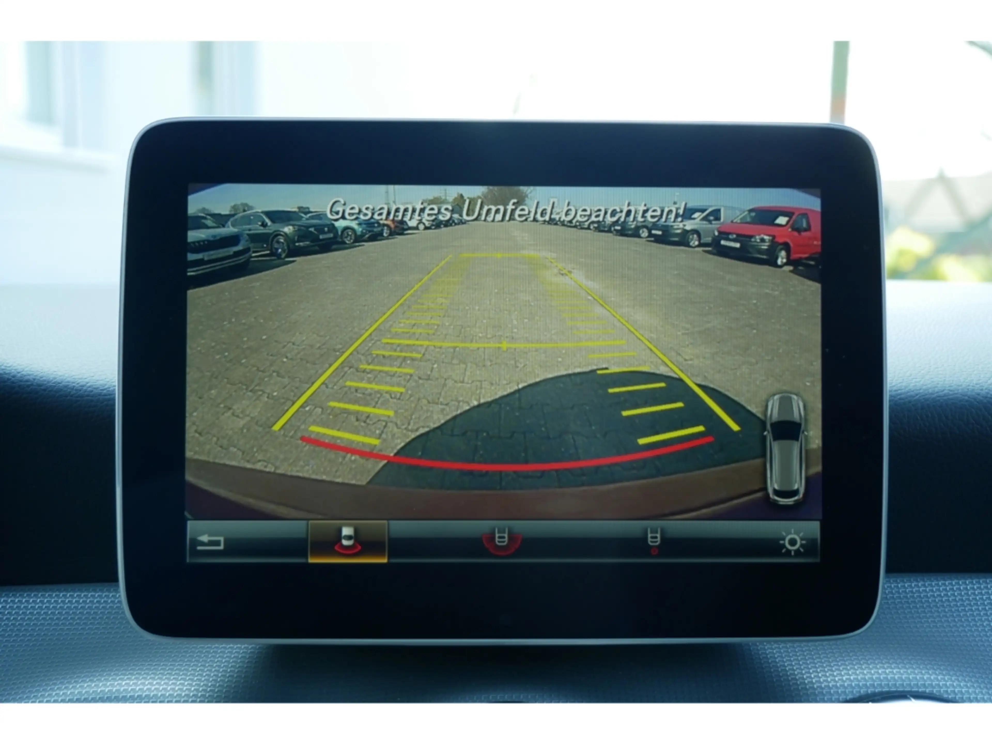 Mercedes-Benz CLA 250 Pano+LED+Navi+Cam+AHK+18'' — photo 15