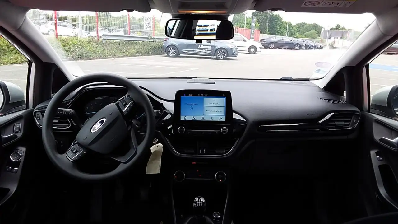 Ford Fiesta — photo 10
