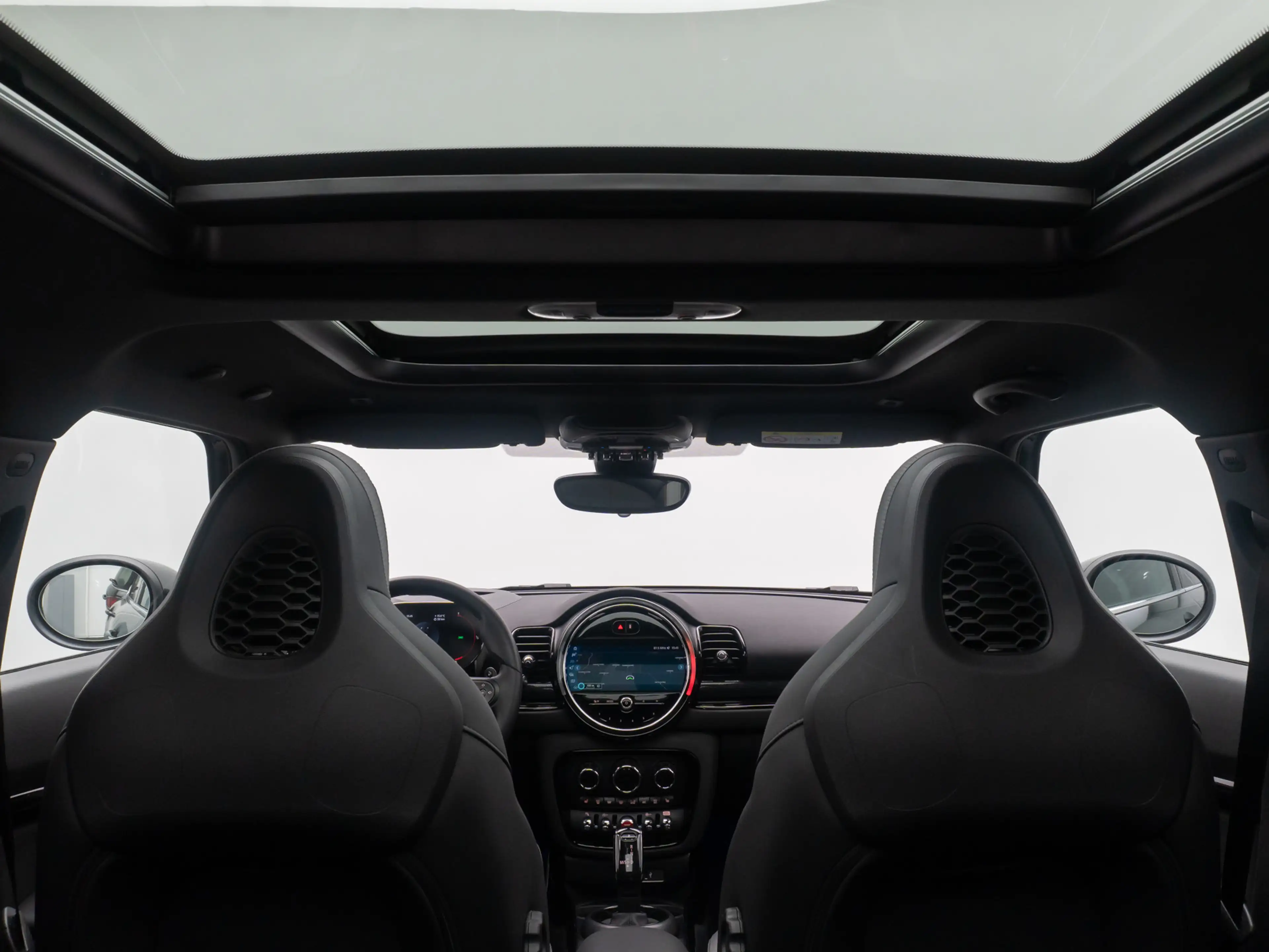 MINI John Cooper Works Clubman ALL4 HUD Panorama Voll — photo 30