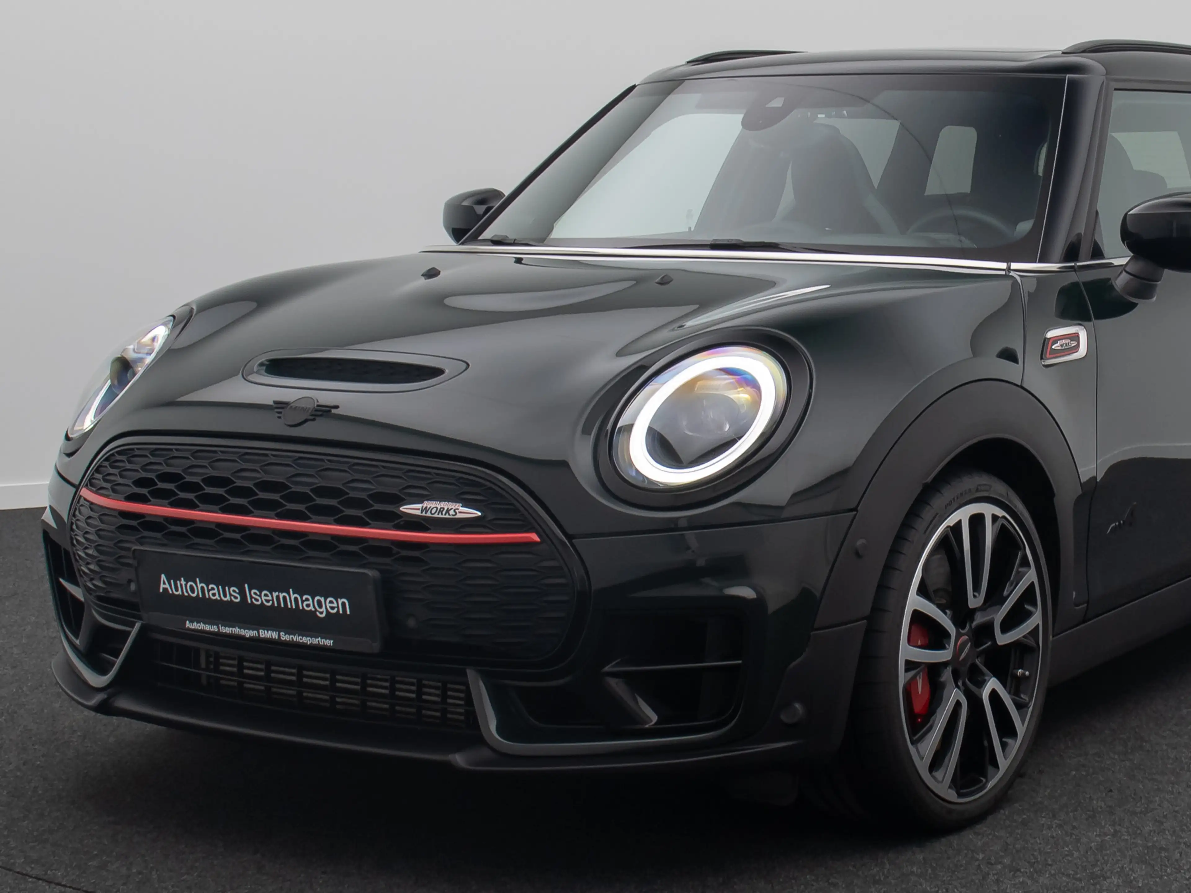 MINI John Cooper Works Clubman ALL4 HUD Panorama Voll — photo 17