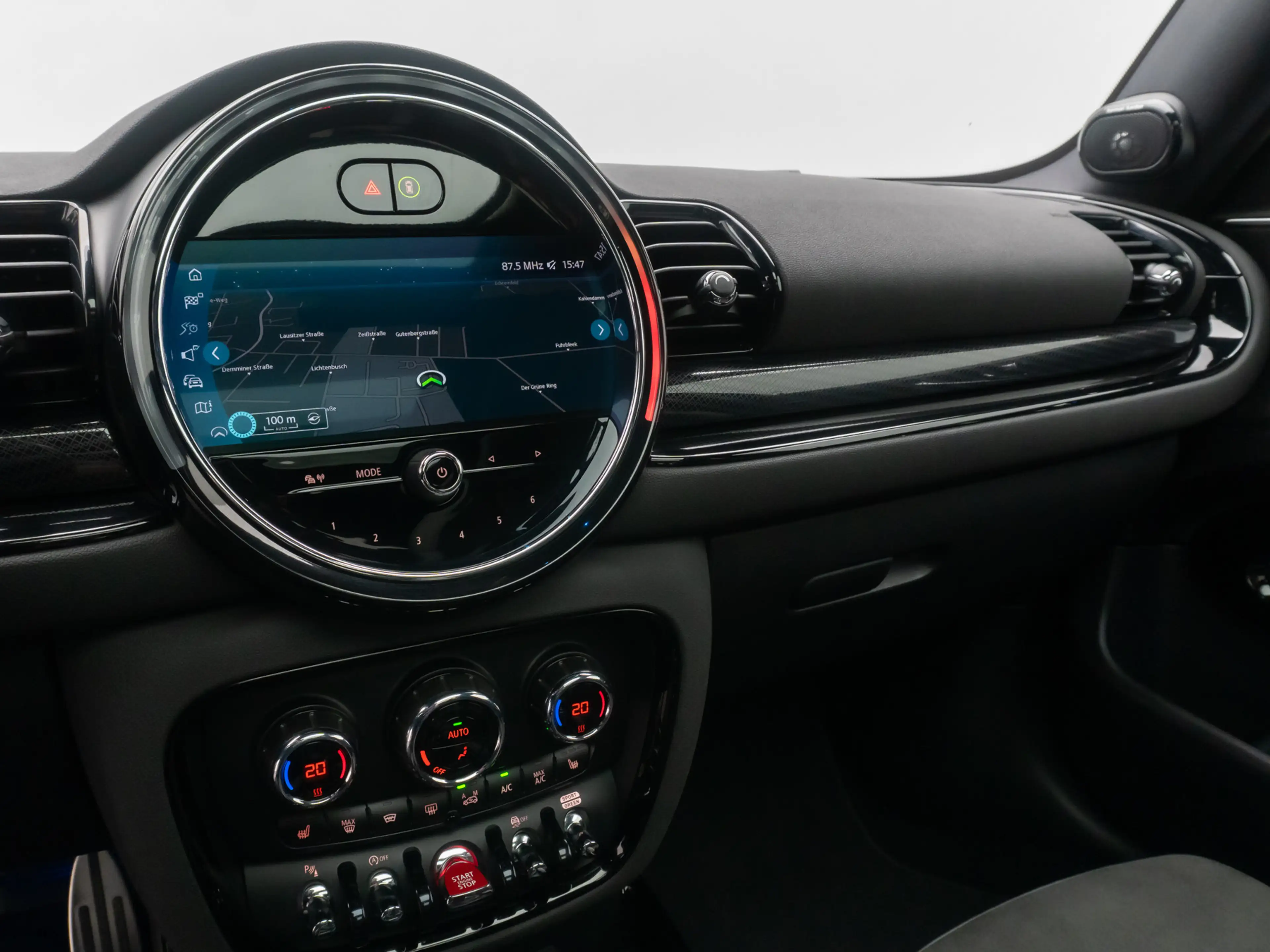 MINI John Cooper Works Clubman ALL4 HUD Panorama Voll — photo 21