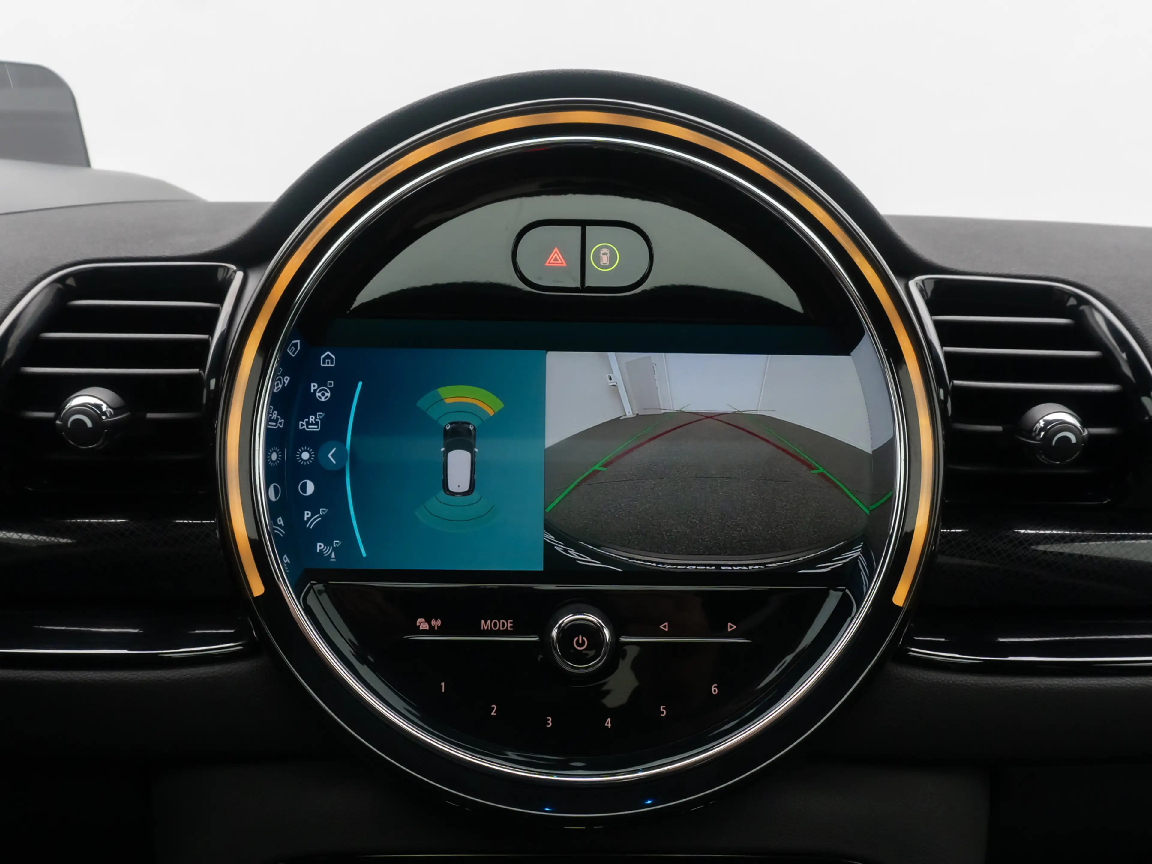 MINI John Cooper Works Clubman ALL4 HUD Panorama Voll — photo 42