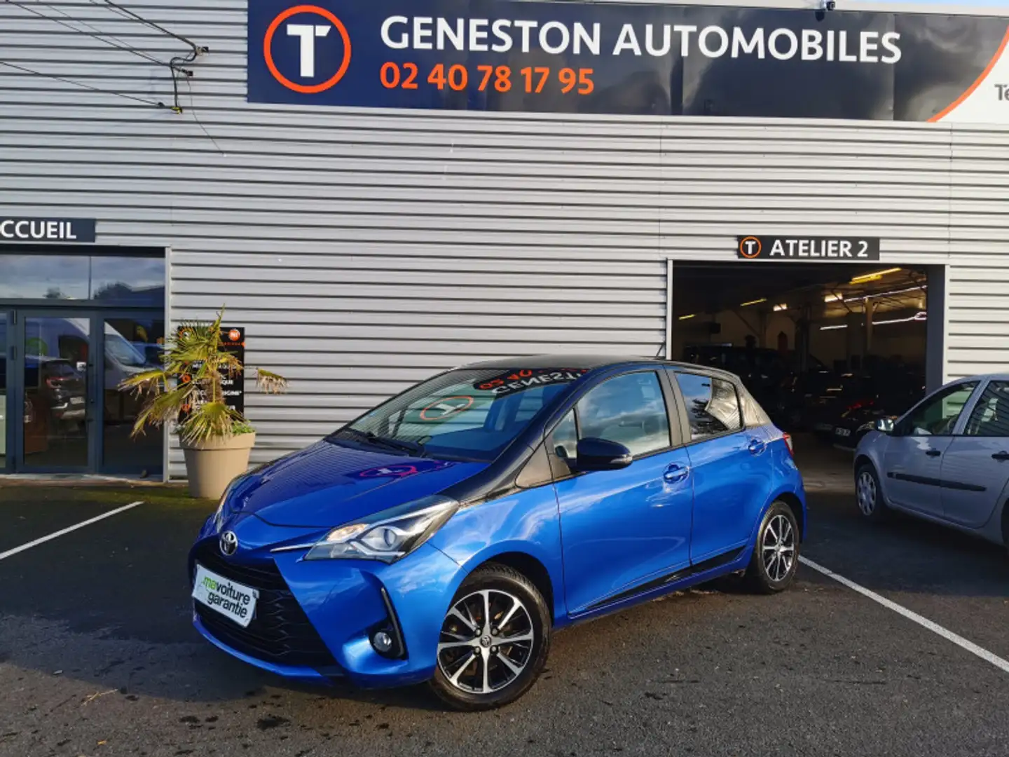 Toyota Yaris 110 VVT-I DESIGN 5P Bleu - 1