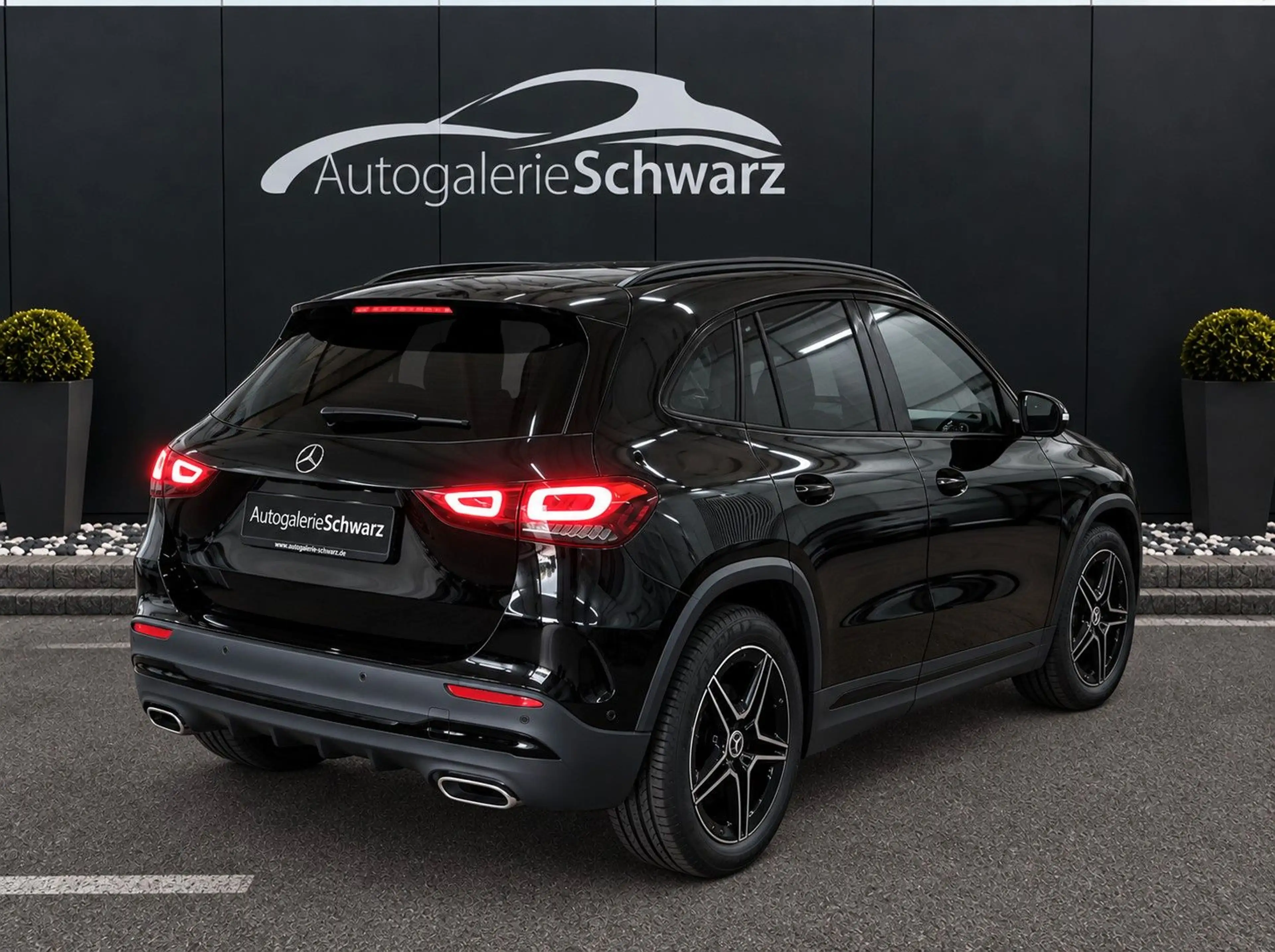 Mercedes-Benz GLA 200 d 4M AMG PANO 360 AHK MULTIBEAM HEAD-UP — photo 5