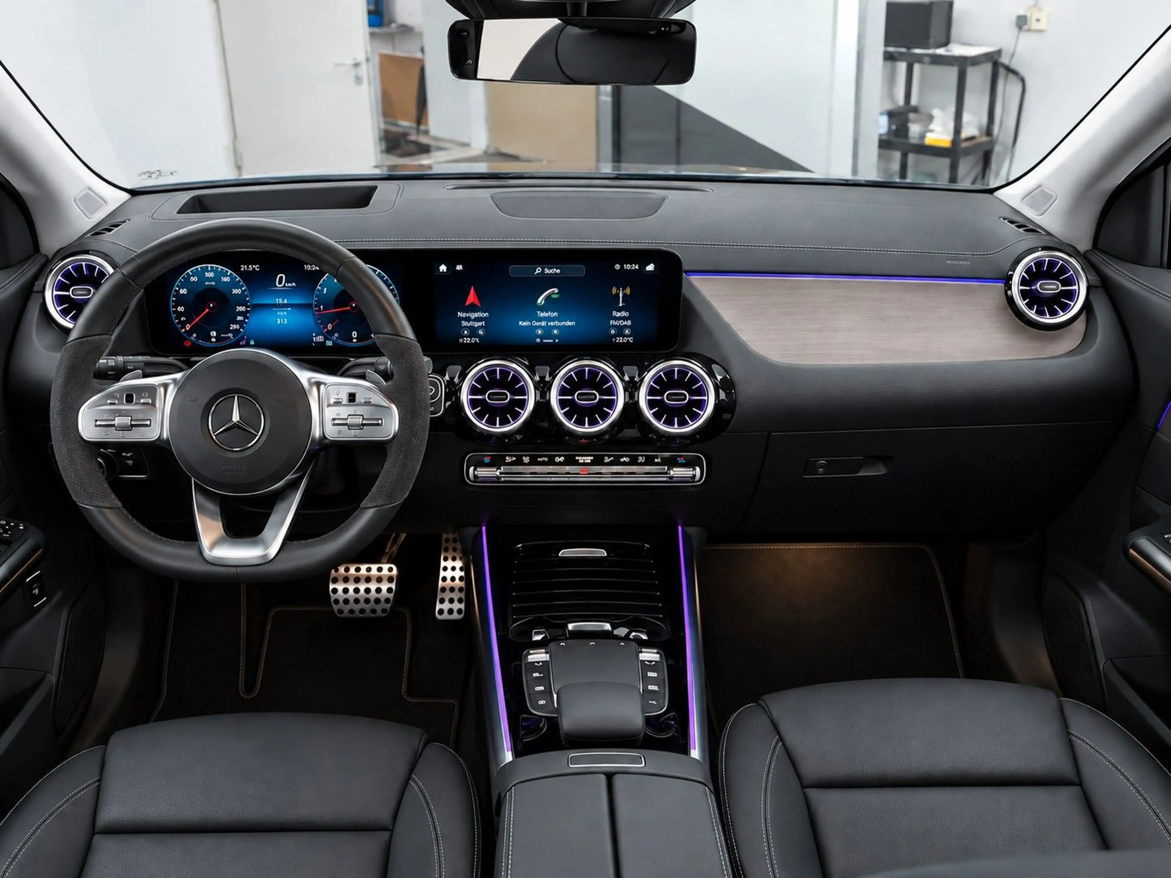 Mercedes-Benz GLA 200 d 4M AMG PANO 360 AHK MULTIBEAM HEAD-UP — photo 9