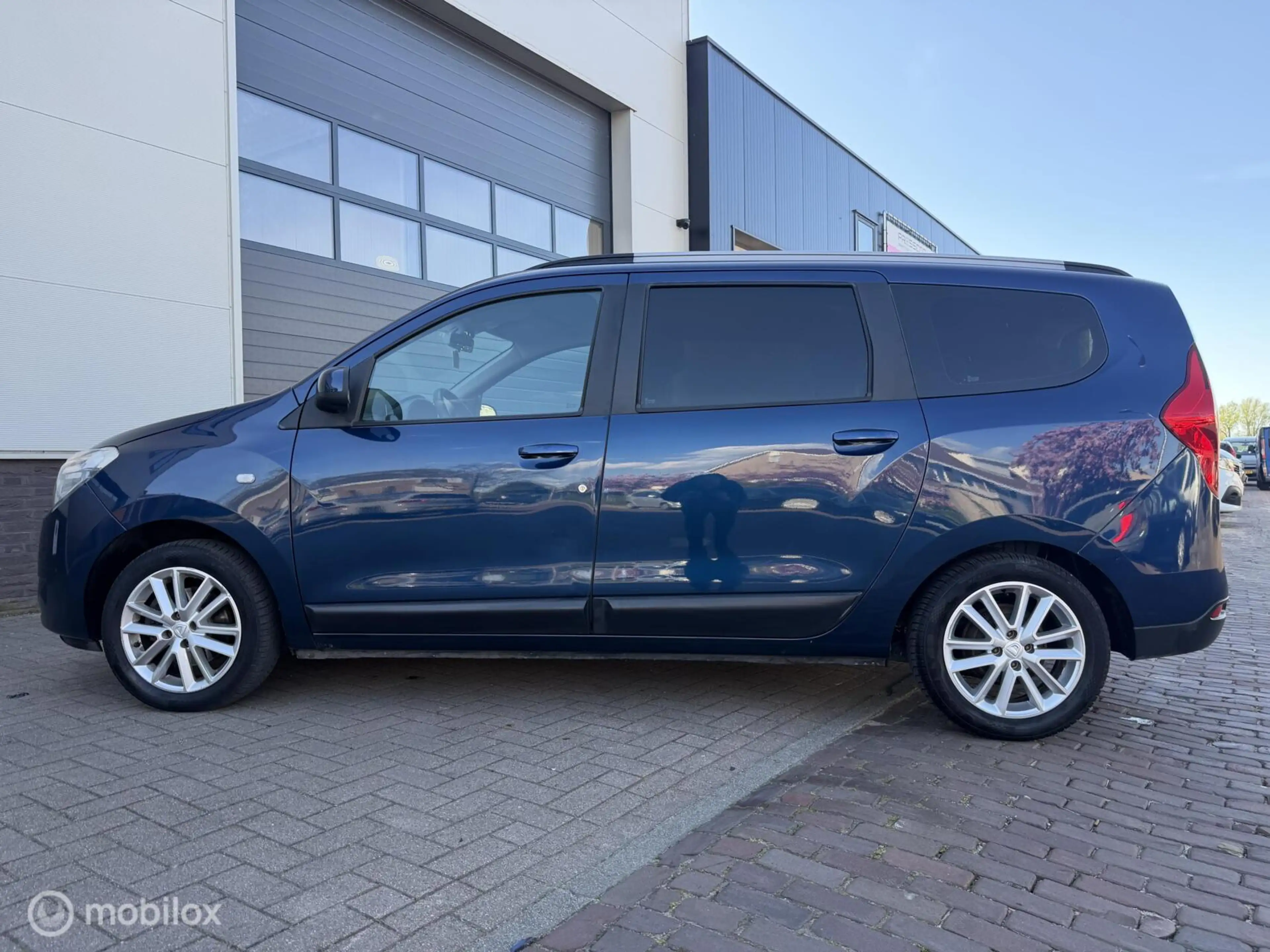Dacia Lodgy 1.2 TCe Lauréate 5p. — photo 4