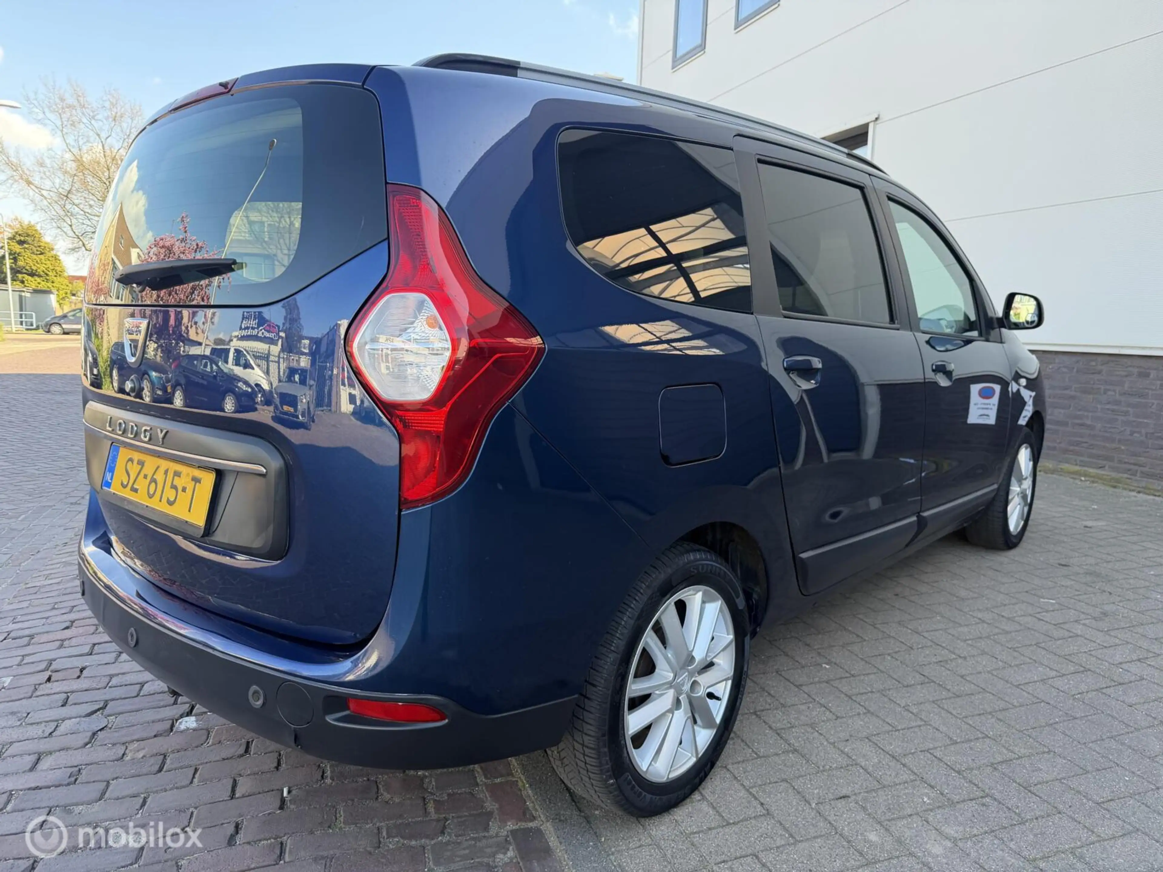 Dacia Lodgy 1.2 TCe Lauréate 5p. — photo 9
