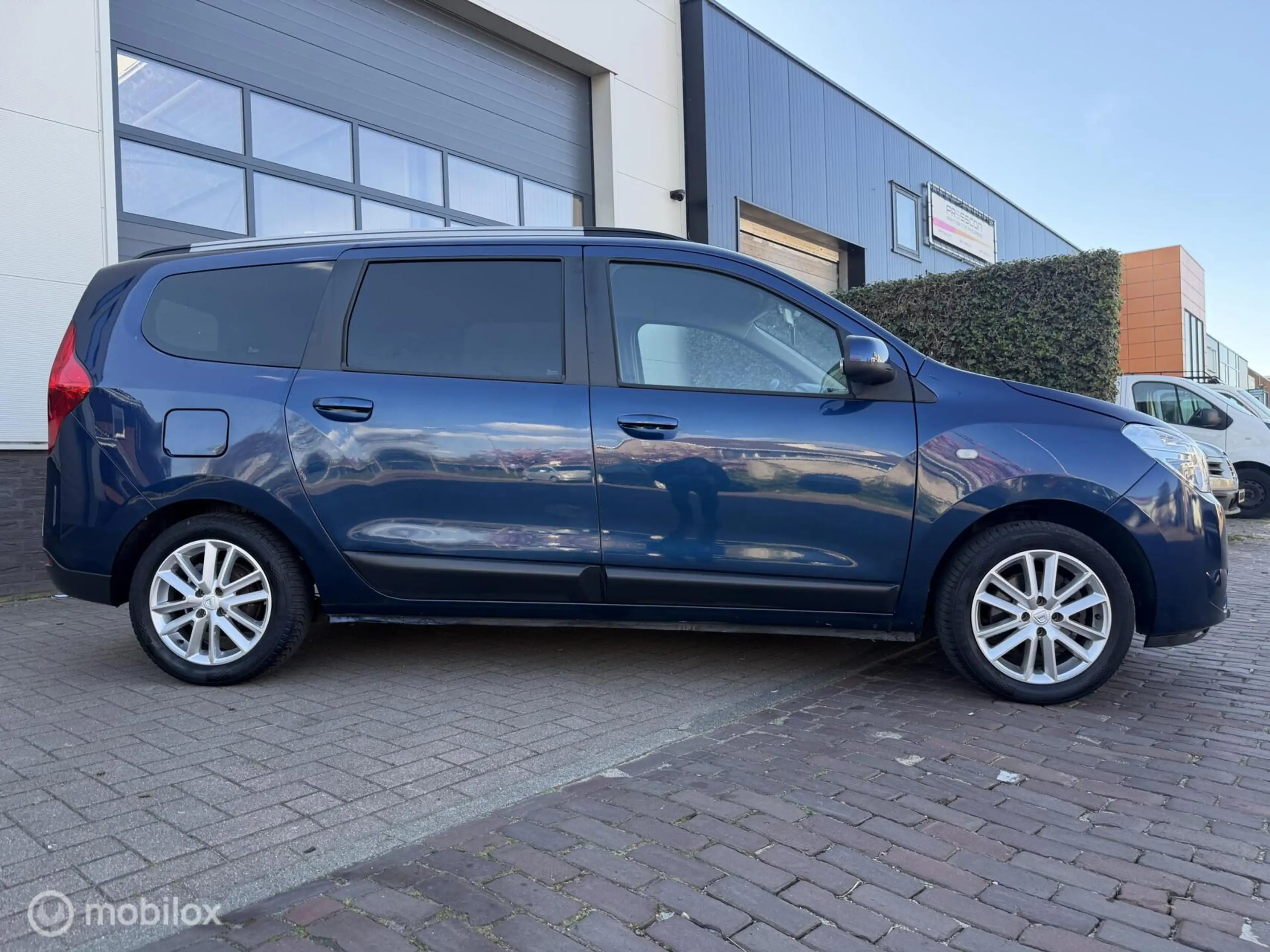 Dacia Lodgy 1.2 TCe Lauréate 5p. — photo 5