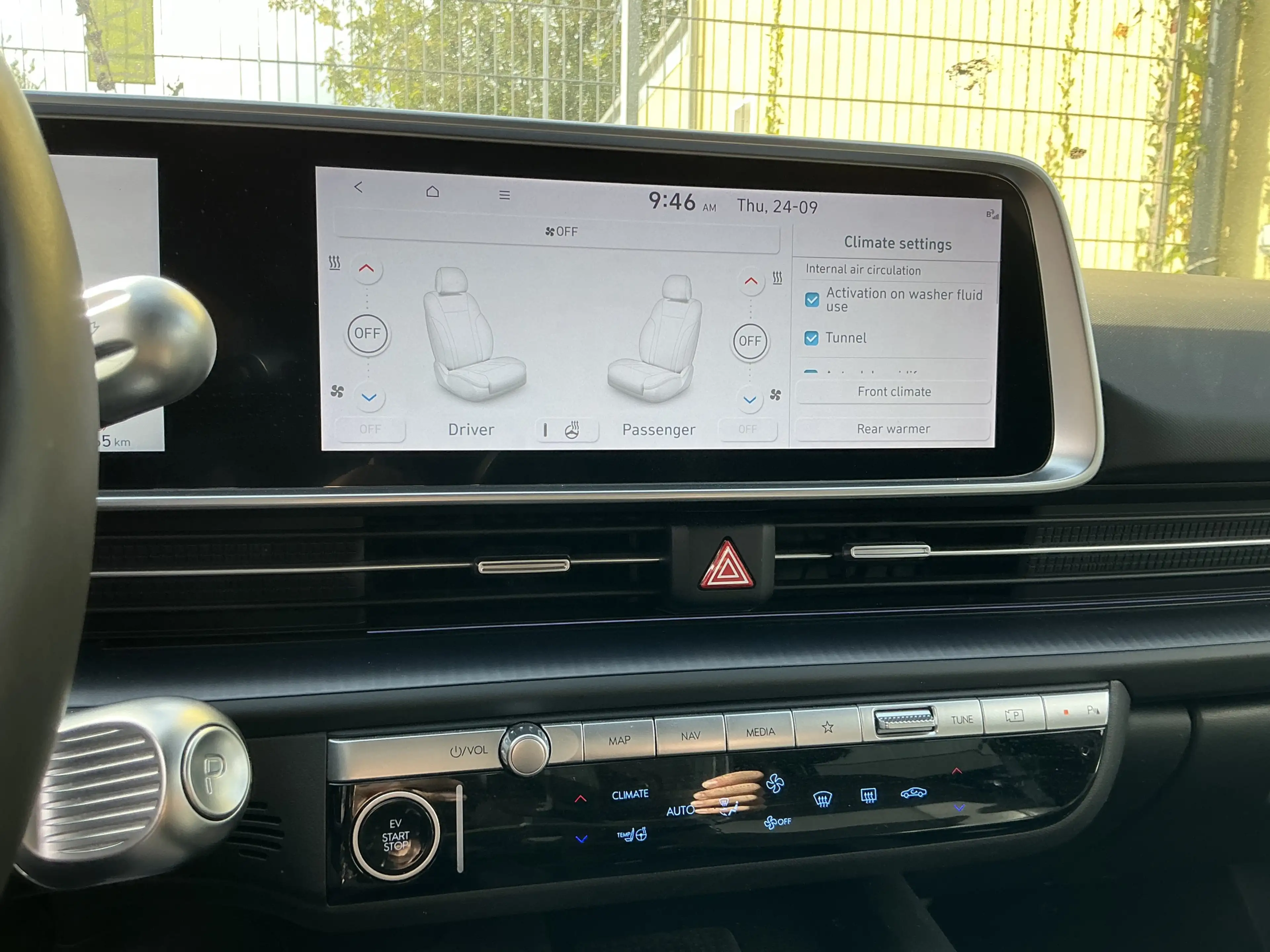 Hyundai IONIQ 6 Uniq Leder Pano Memory BOSE360Cam HUD — photo 12