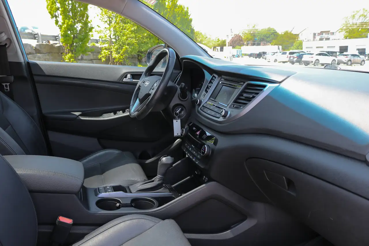 Hyundai TUCSON снимка Hyundai TUCSON