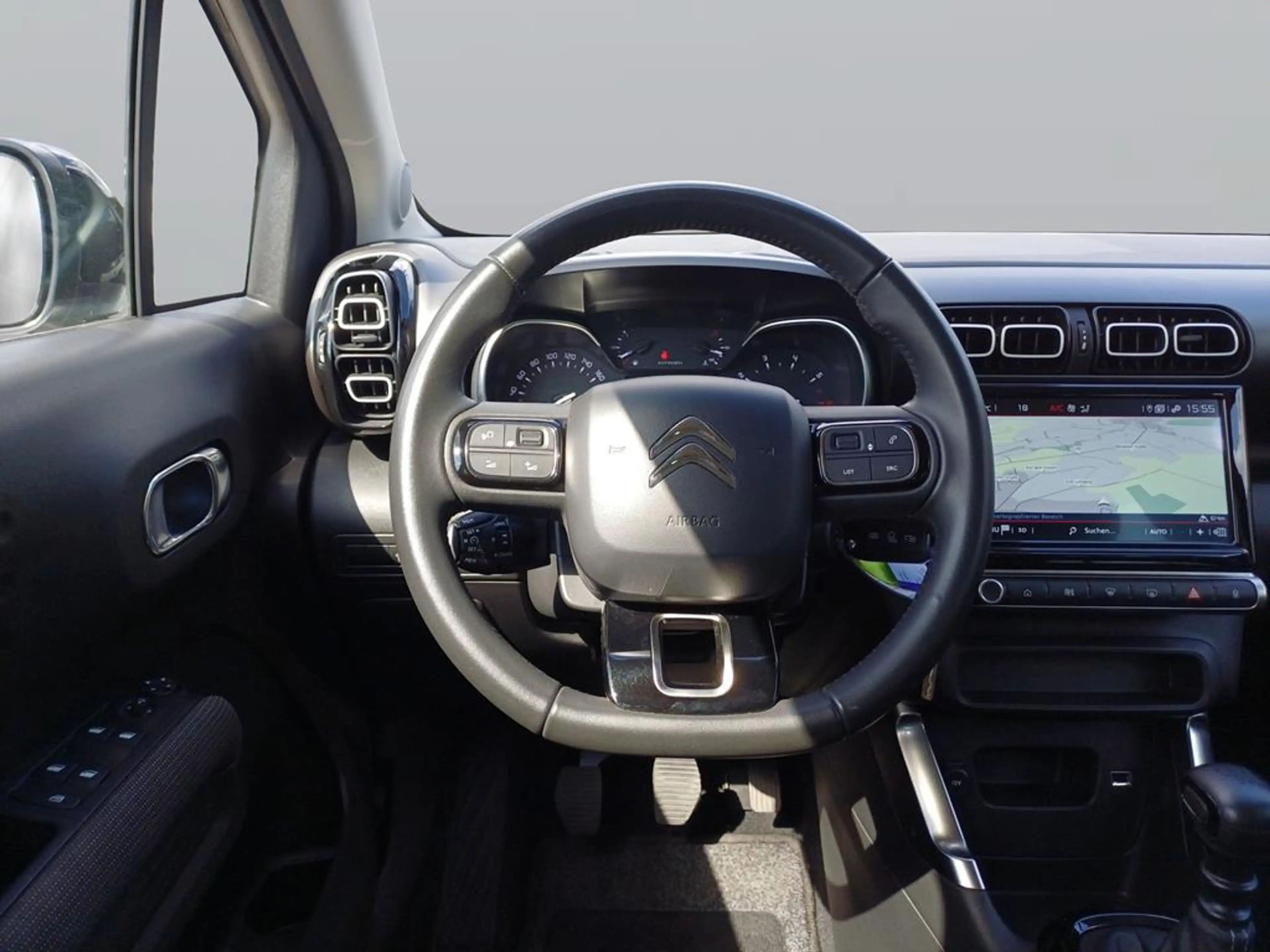 Citroen C3 Aircross PureTech 110 S&S Shine — photo 13