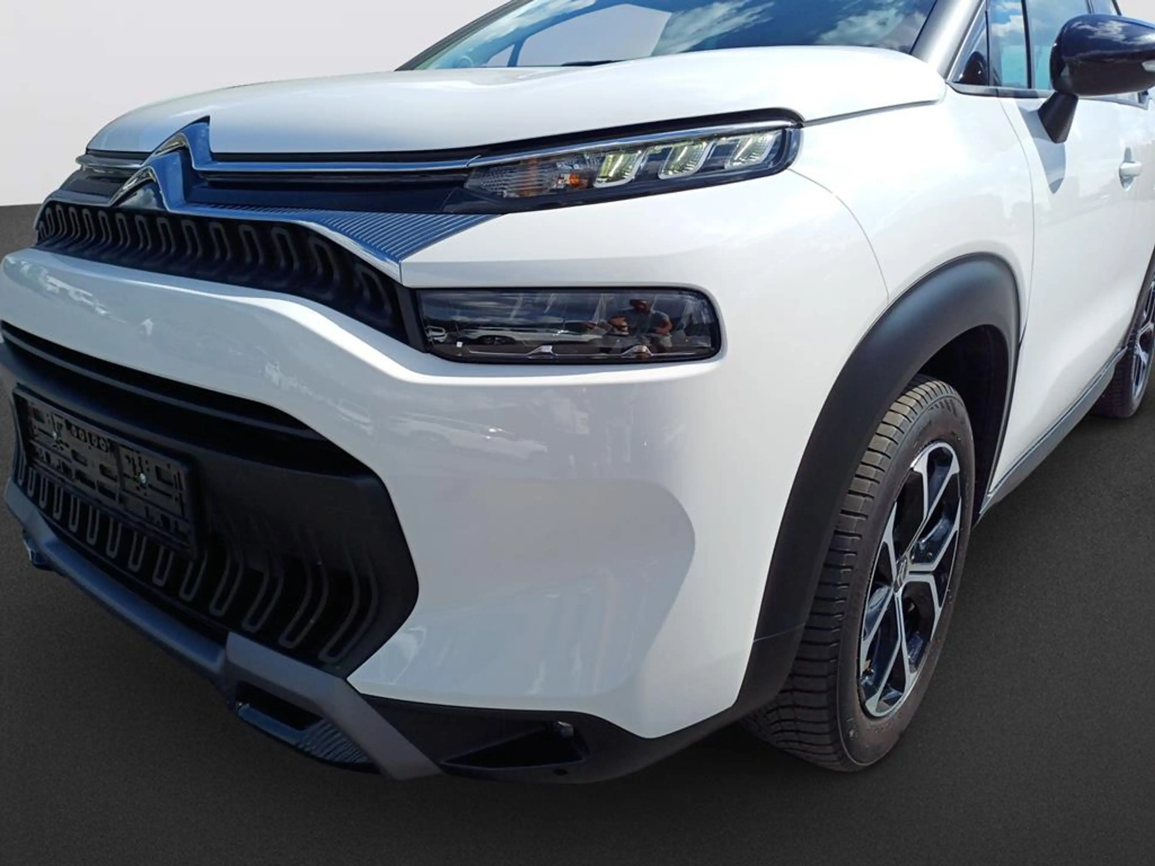 Citroen C3 Aircross PureTech 110 S&S Shine — photo 9